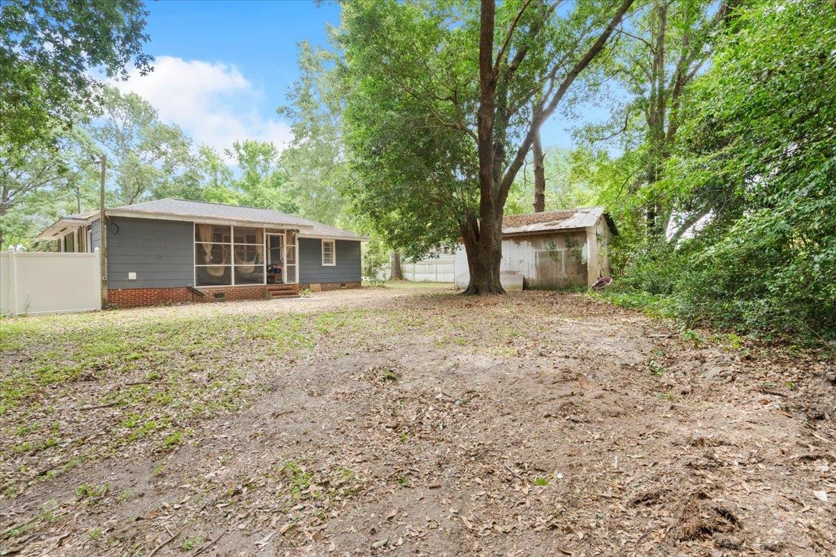 416 N Railroad Ave. Property Photo 24
