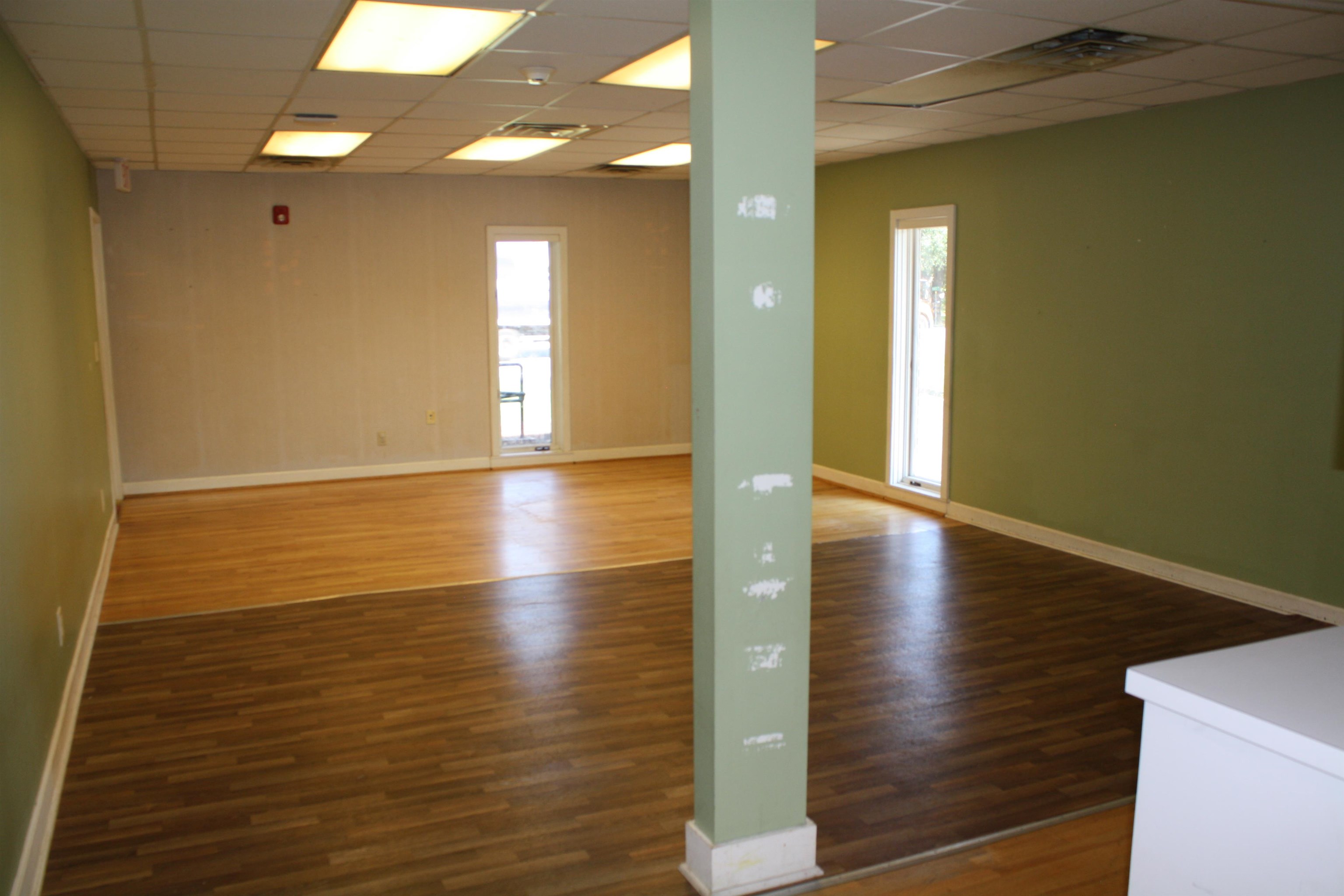 2185 N Fraser St. Property Photo 15