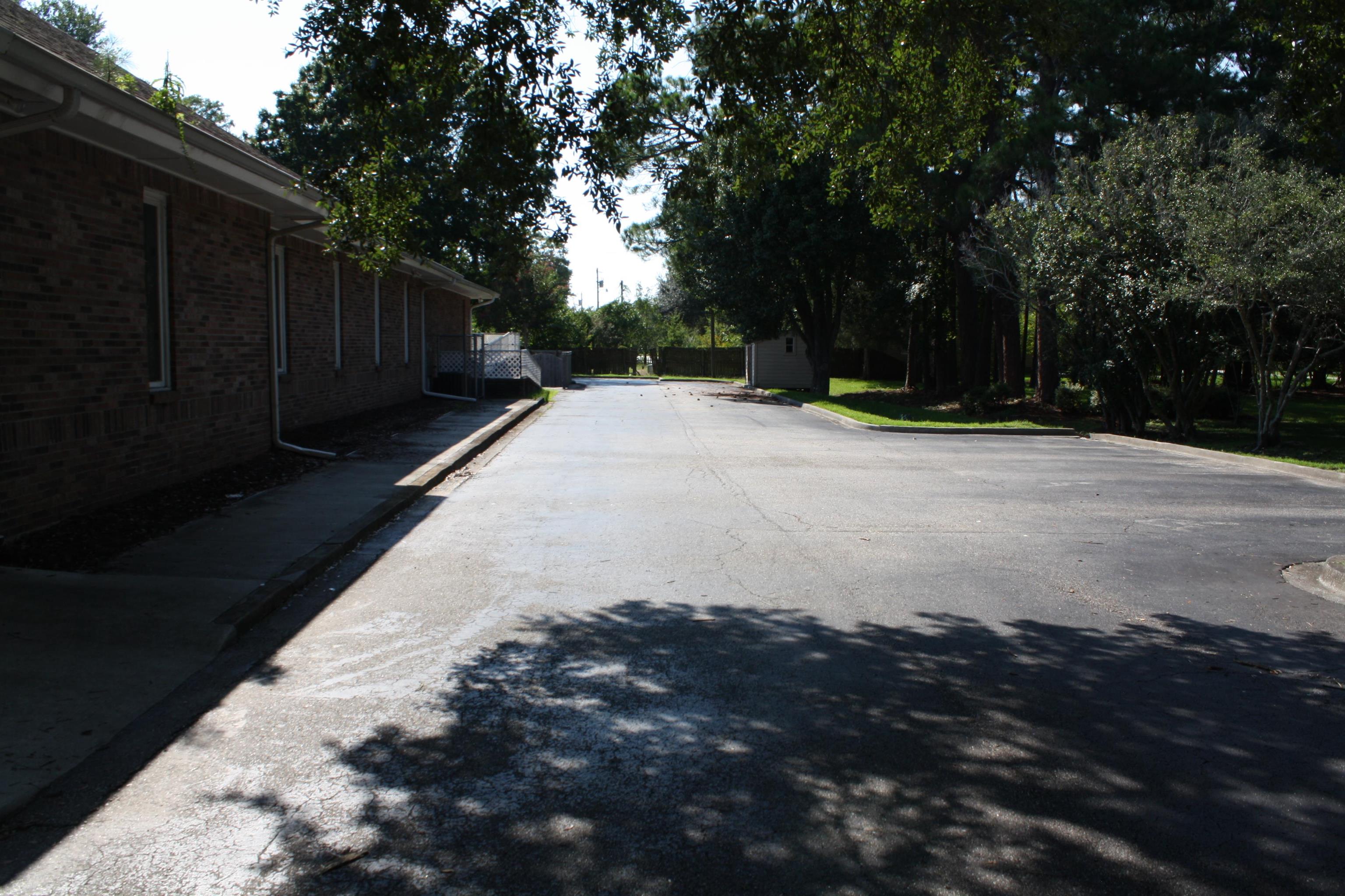 2185 N Fraser St. Property Photo 18