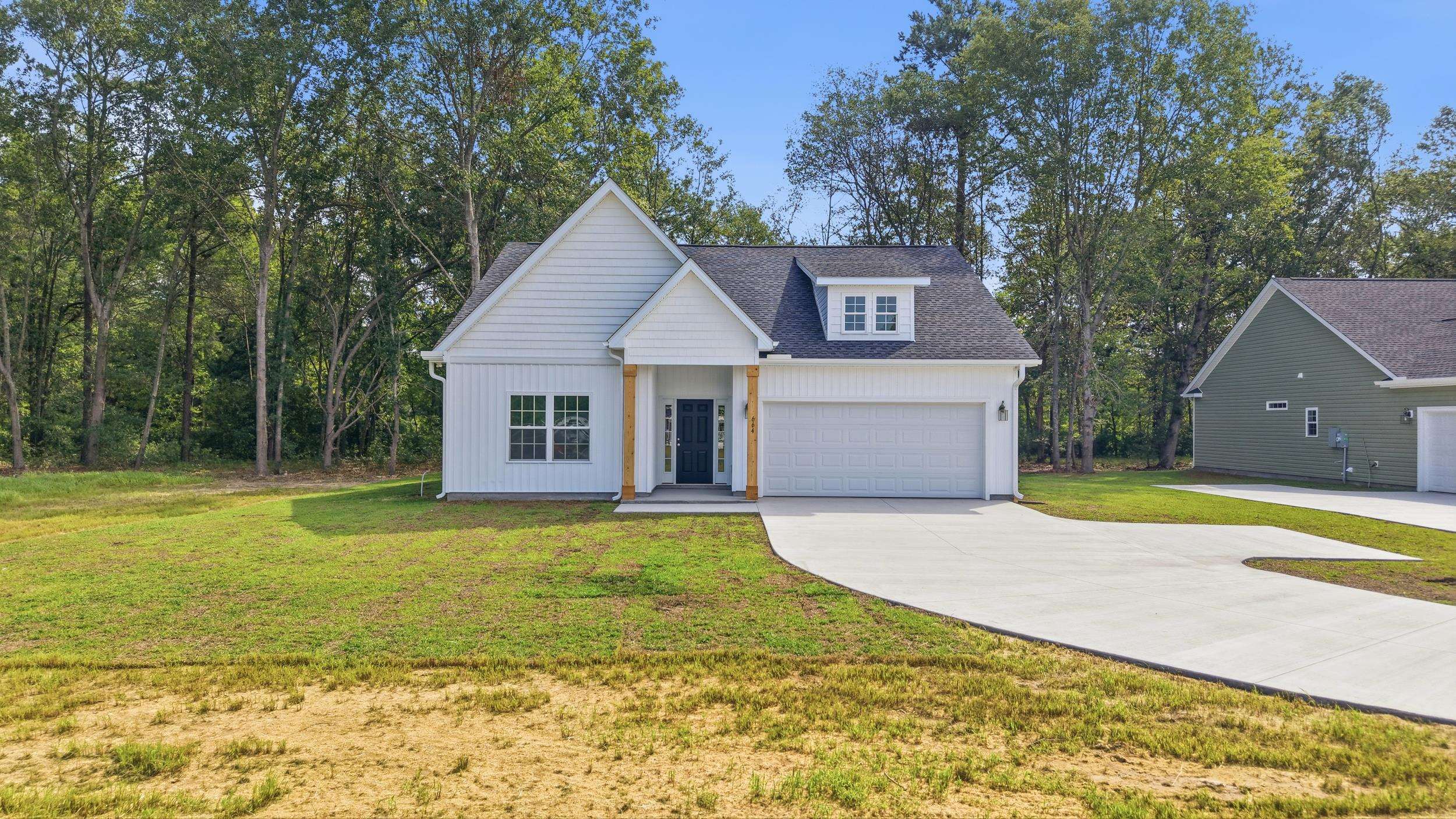 664 Goretown Loop Property Photo 5