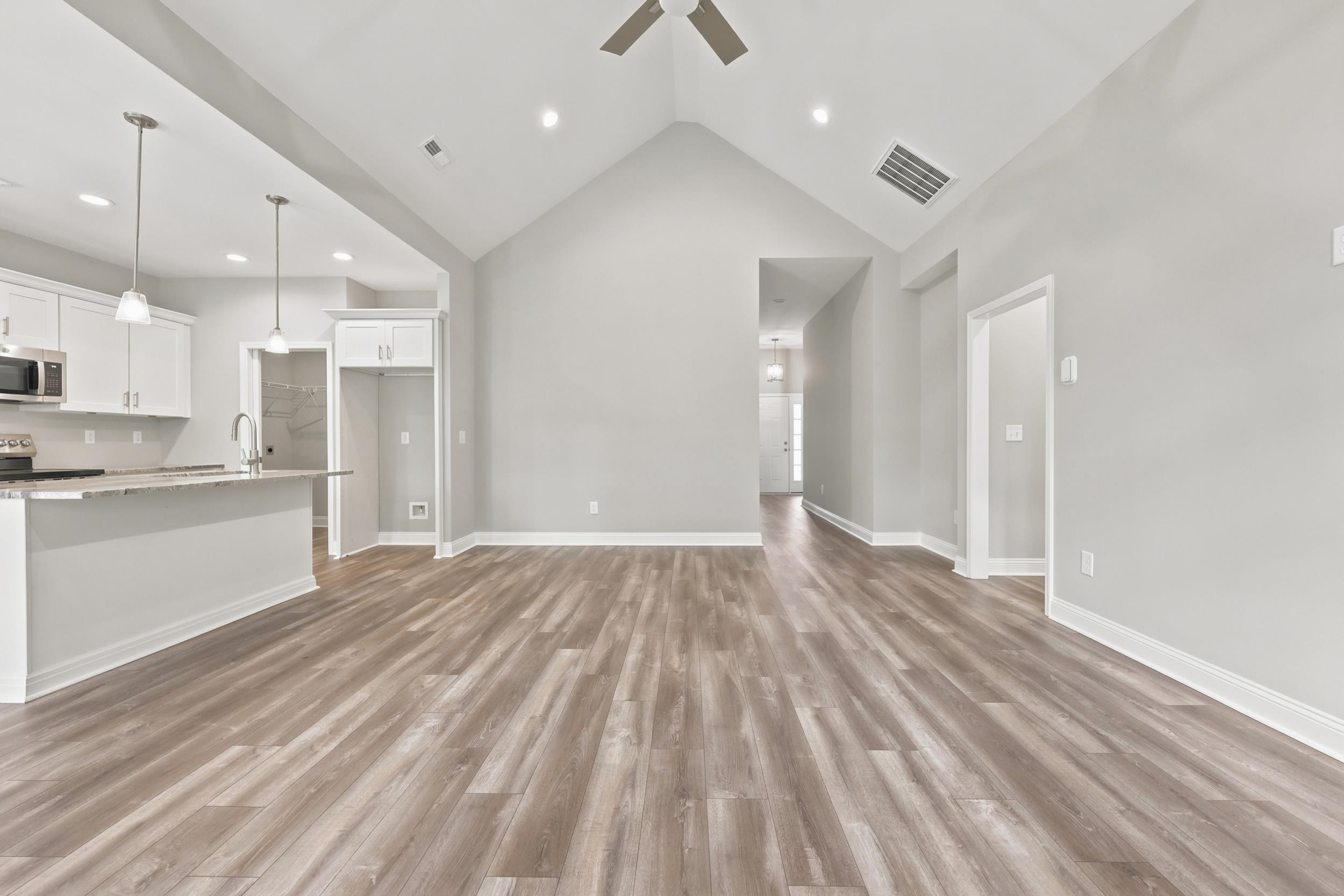 664 Goretown Loop Property Photo 14