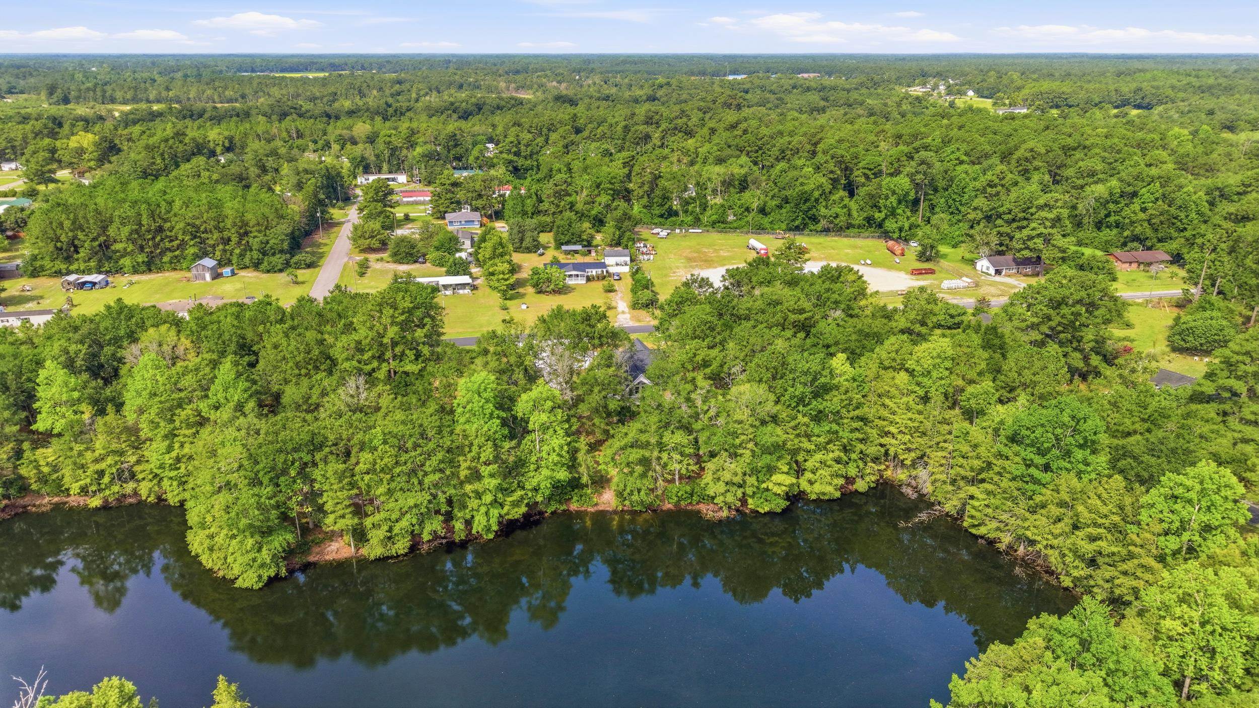 664 Goretown Loop Property Photo 48