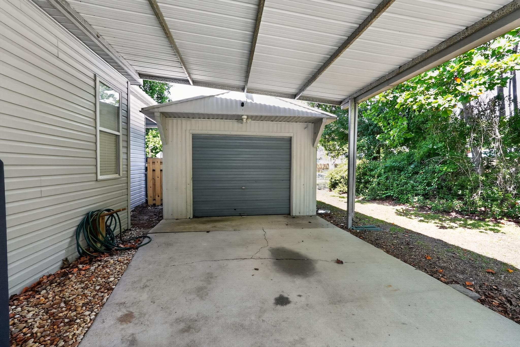 1742 Hideaway Rd. Property Photo 4