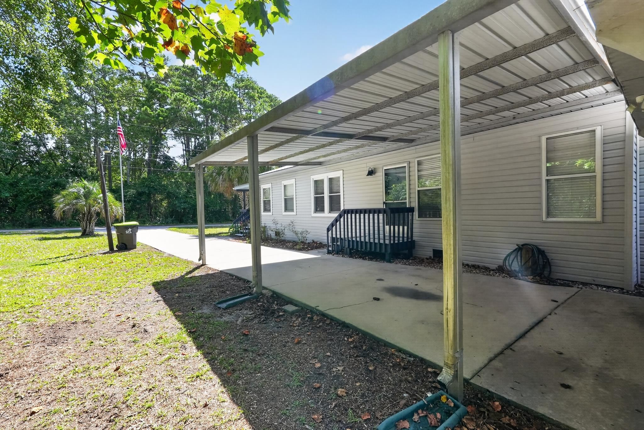 1742 Hideaway Rd. Property Photo 6