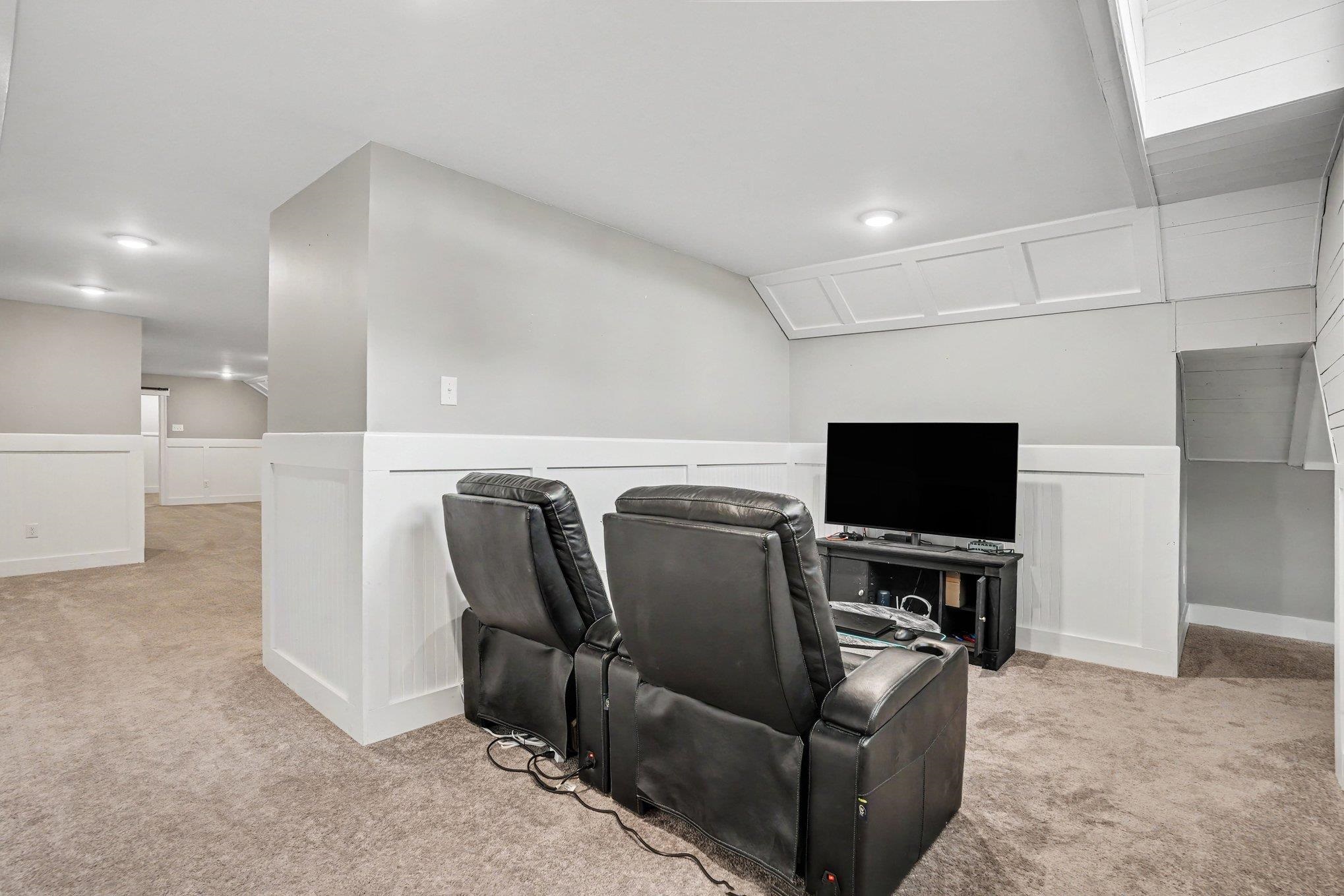 875 Waterbridge Blvd. Property Photo 28