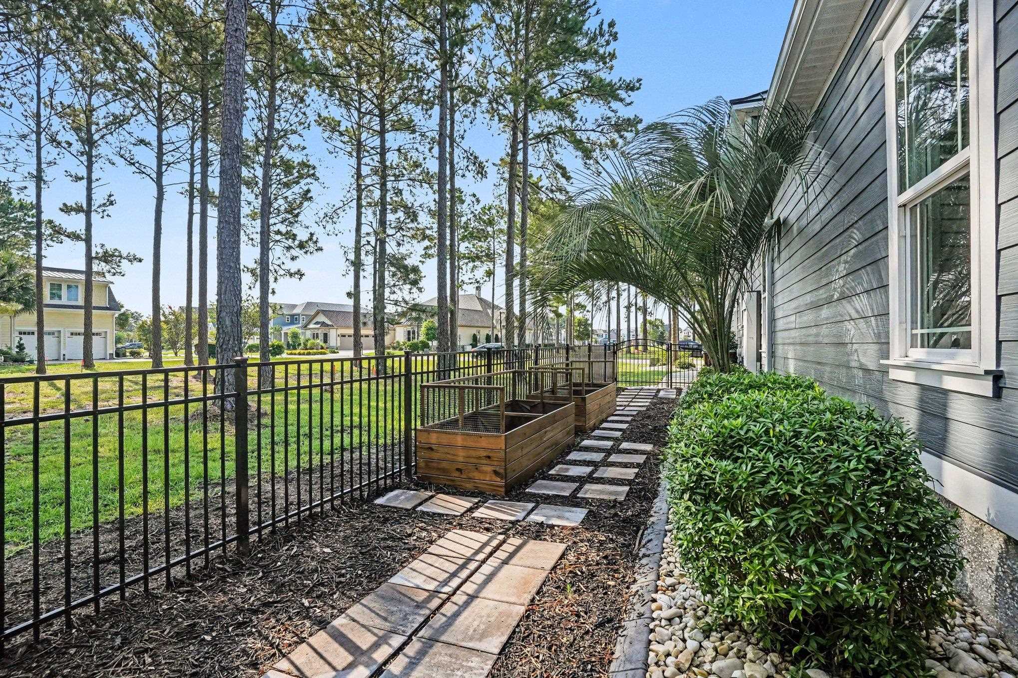 875 Waterbridge Blvd. Property Photo 39