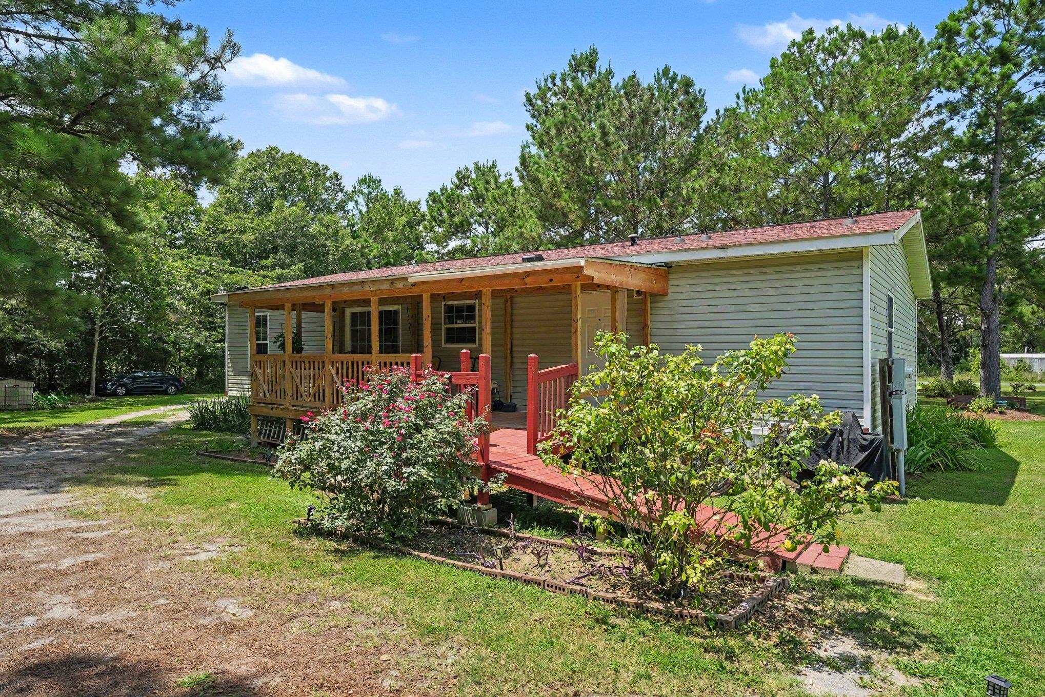 1894 Highway 646 Property Photo 25