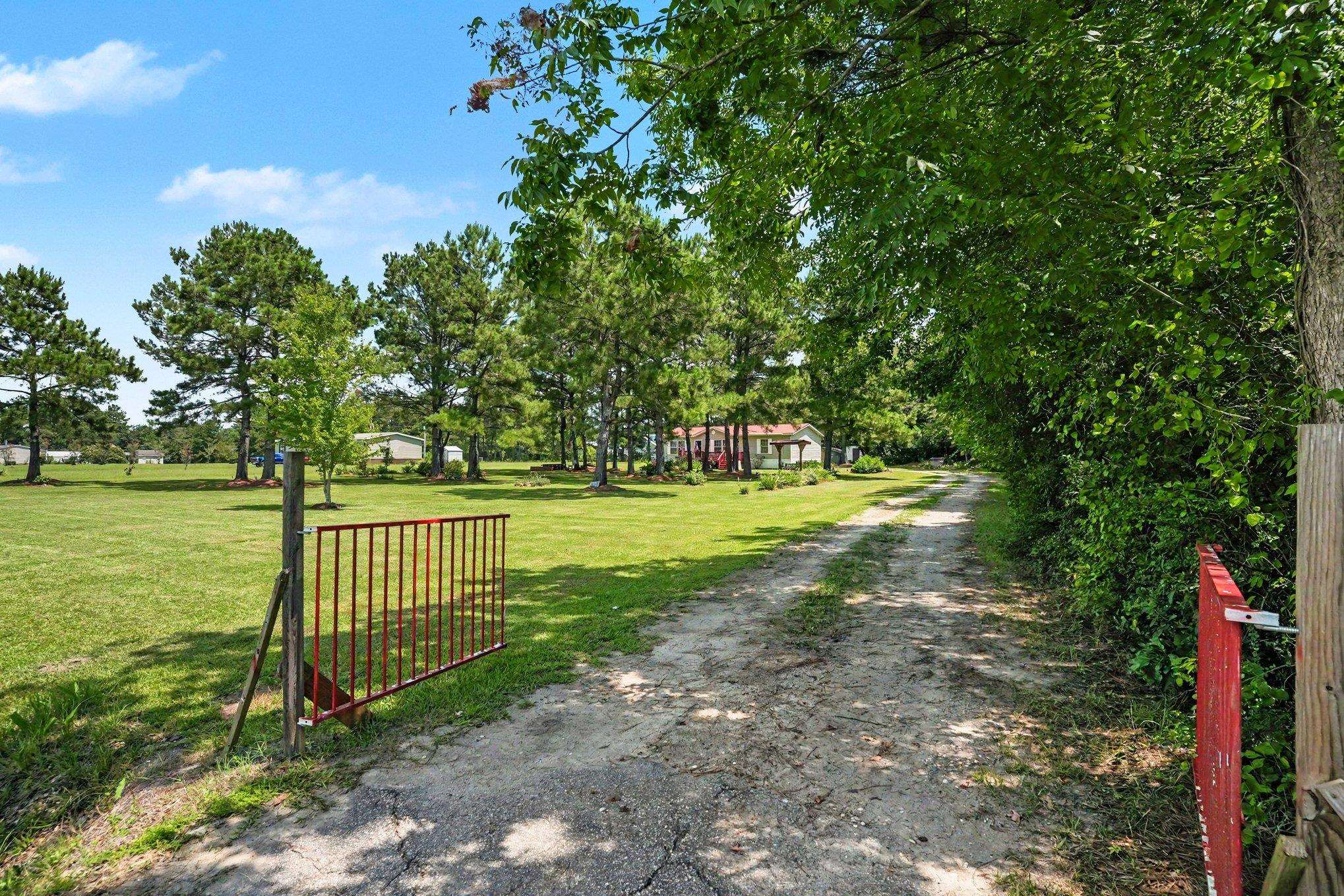 1894 Highway 646 Property Photo 30