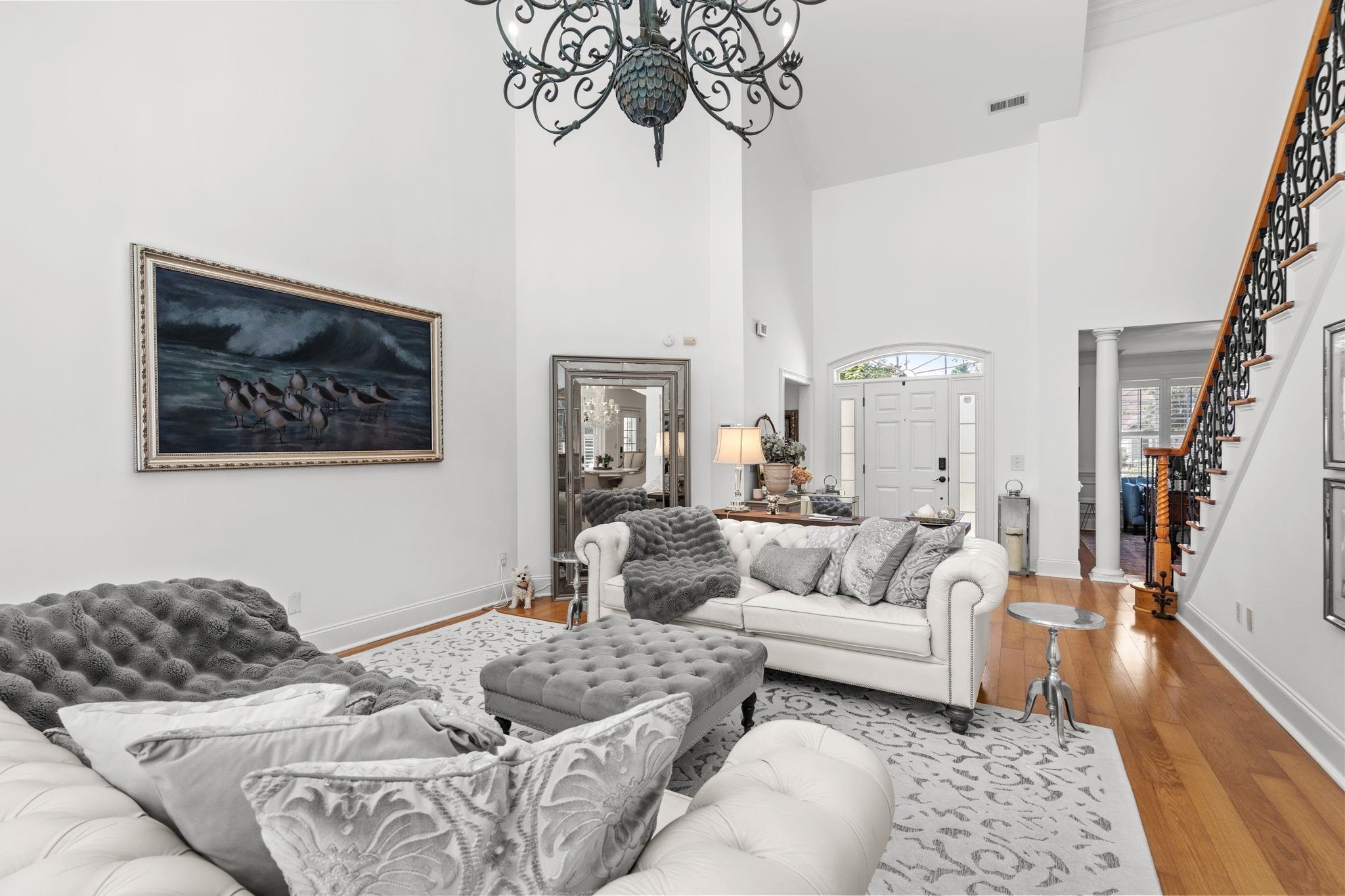 641 Whispering Pines Ct. Property Photo 8