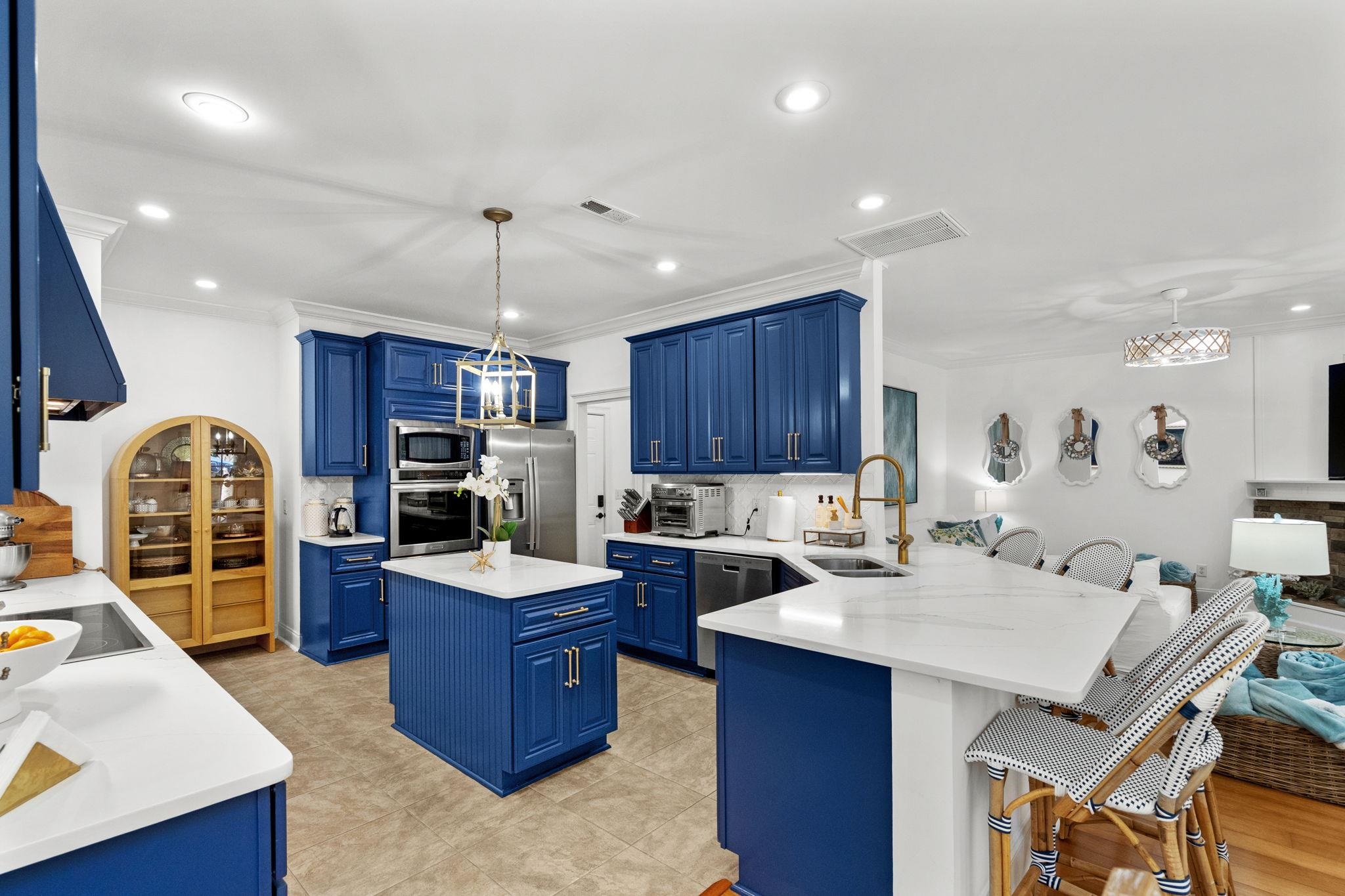 641 Whispering Pines Ct. Property Photo 18