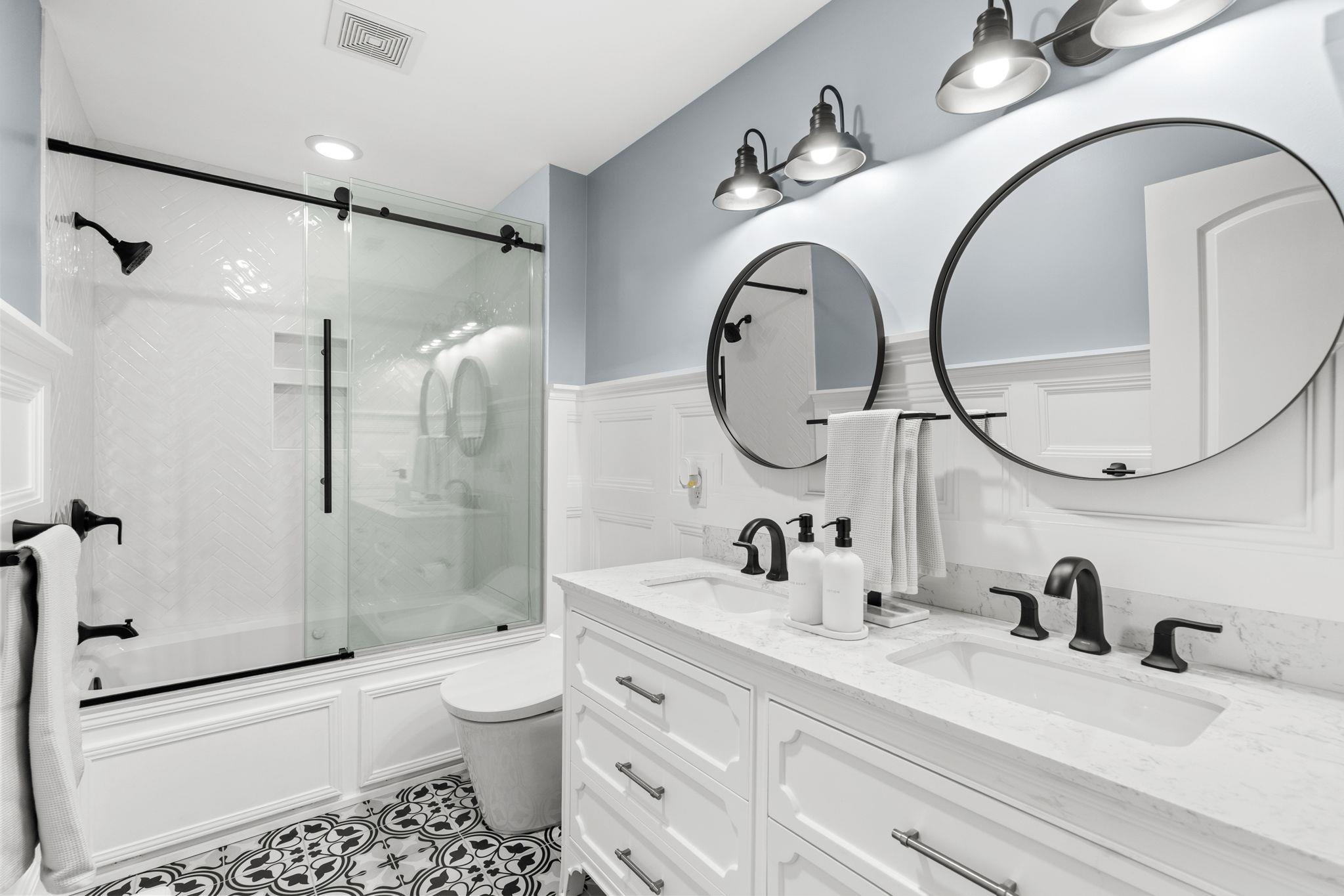 641 Whispering Pines Ct. Property Photo 40