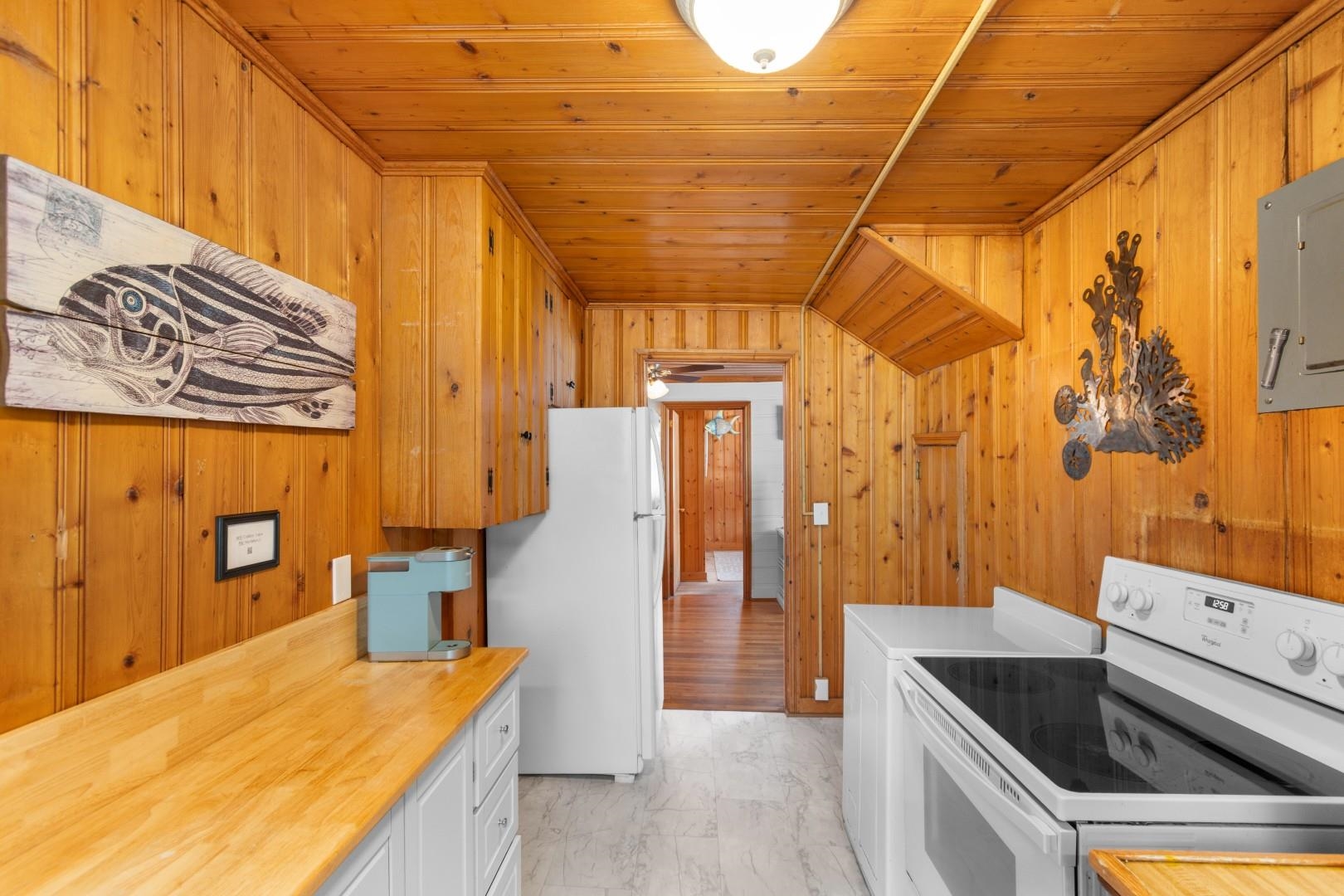 1505 Edge Dr. Property Photo 7