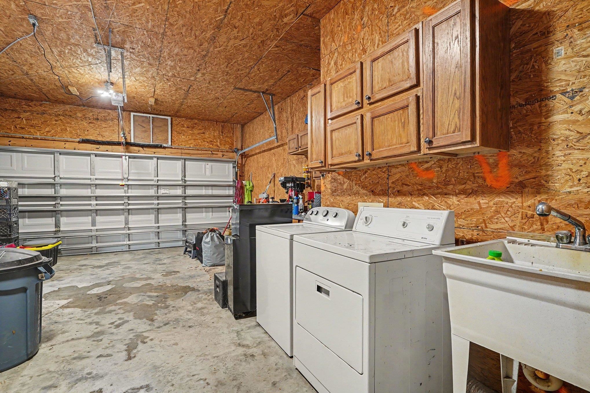 991 Small Ln. Property Photo 32