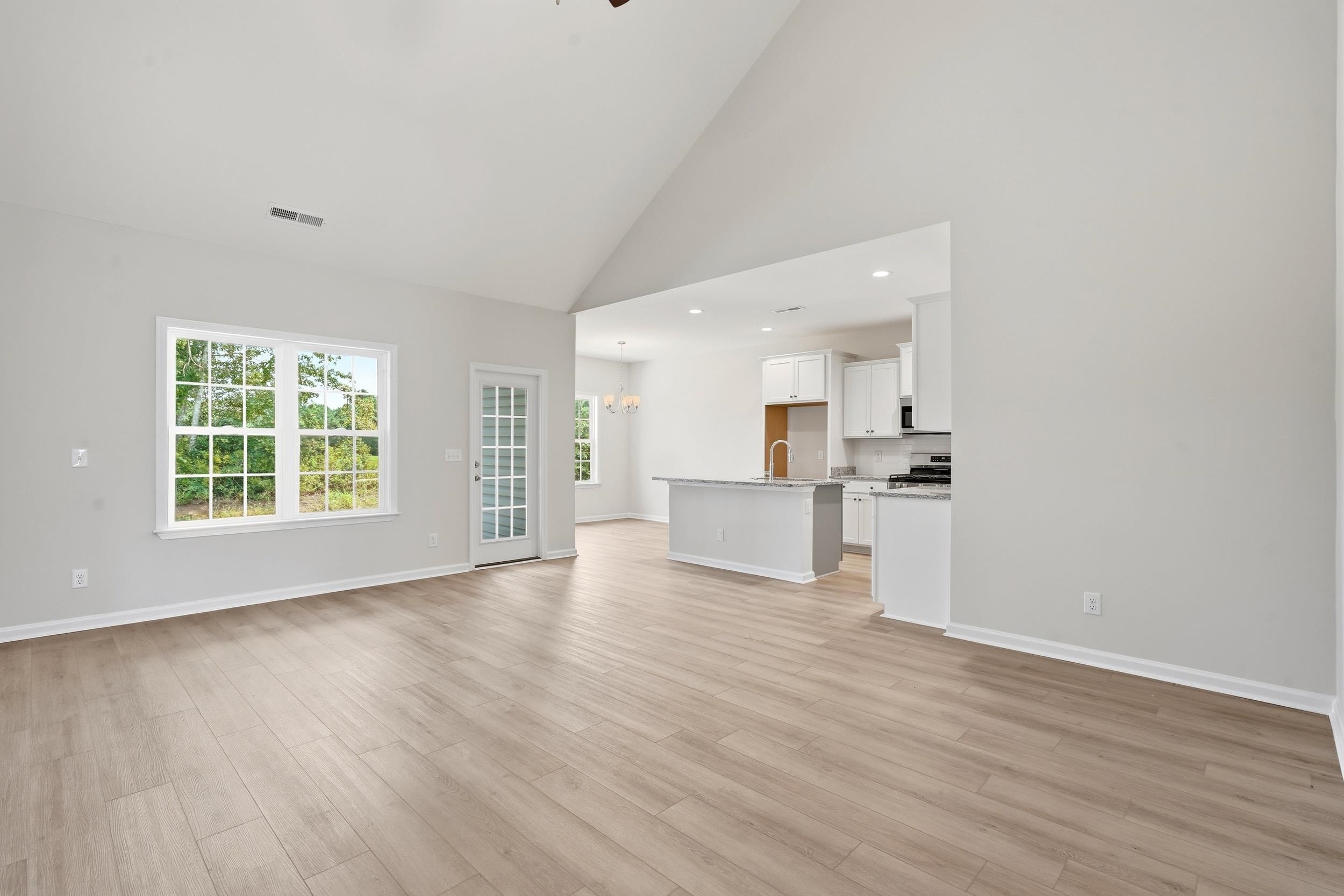 207 Stillbrook Dr. Property Photo 3