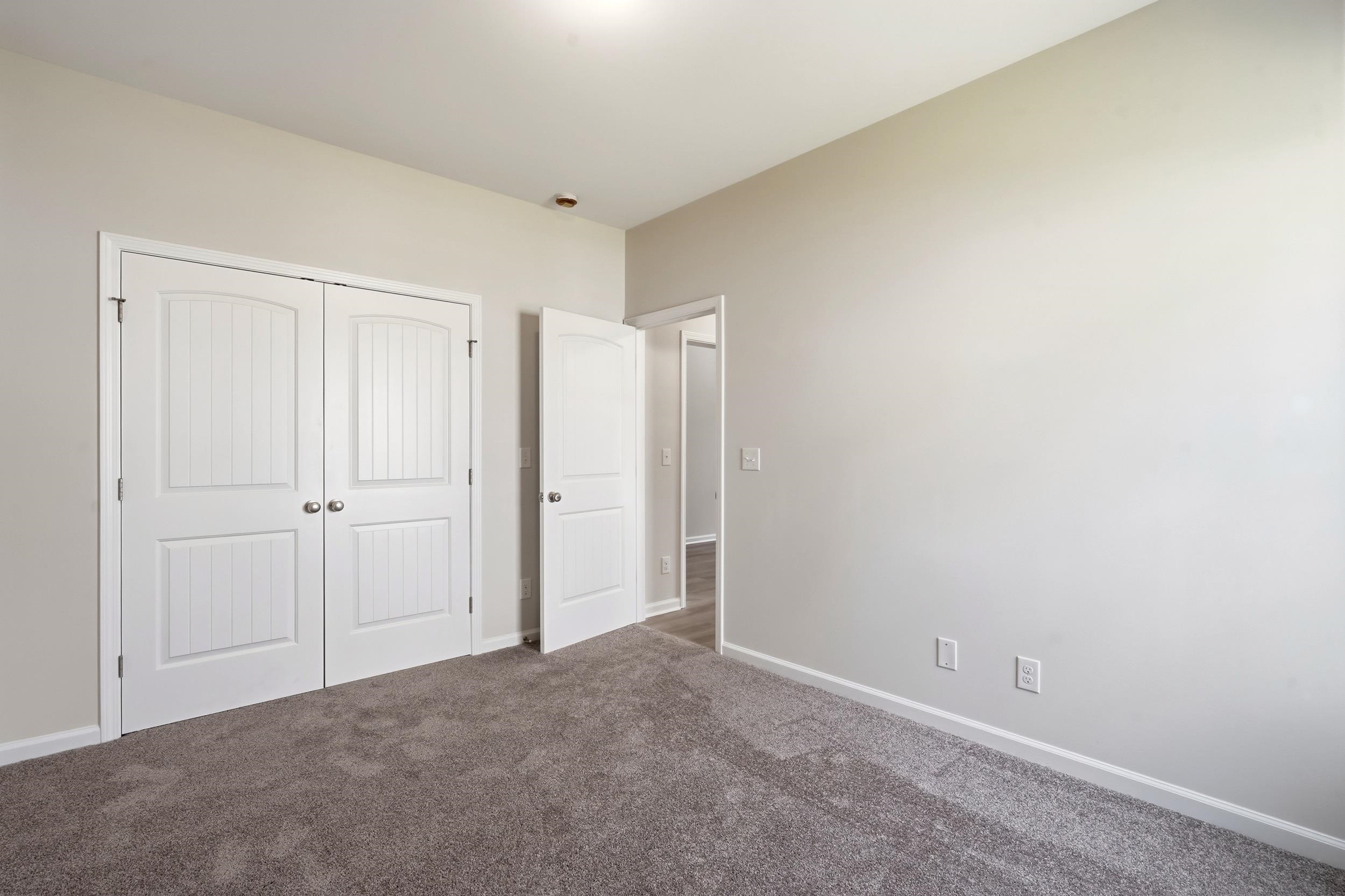 207 Stillbrook Dr. Property Photo 15