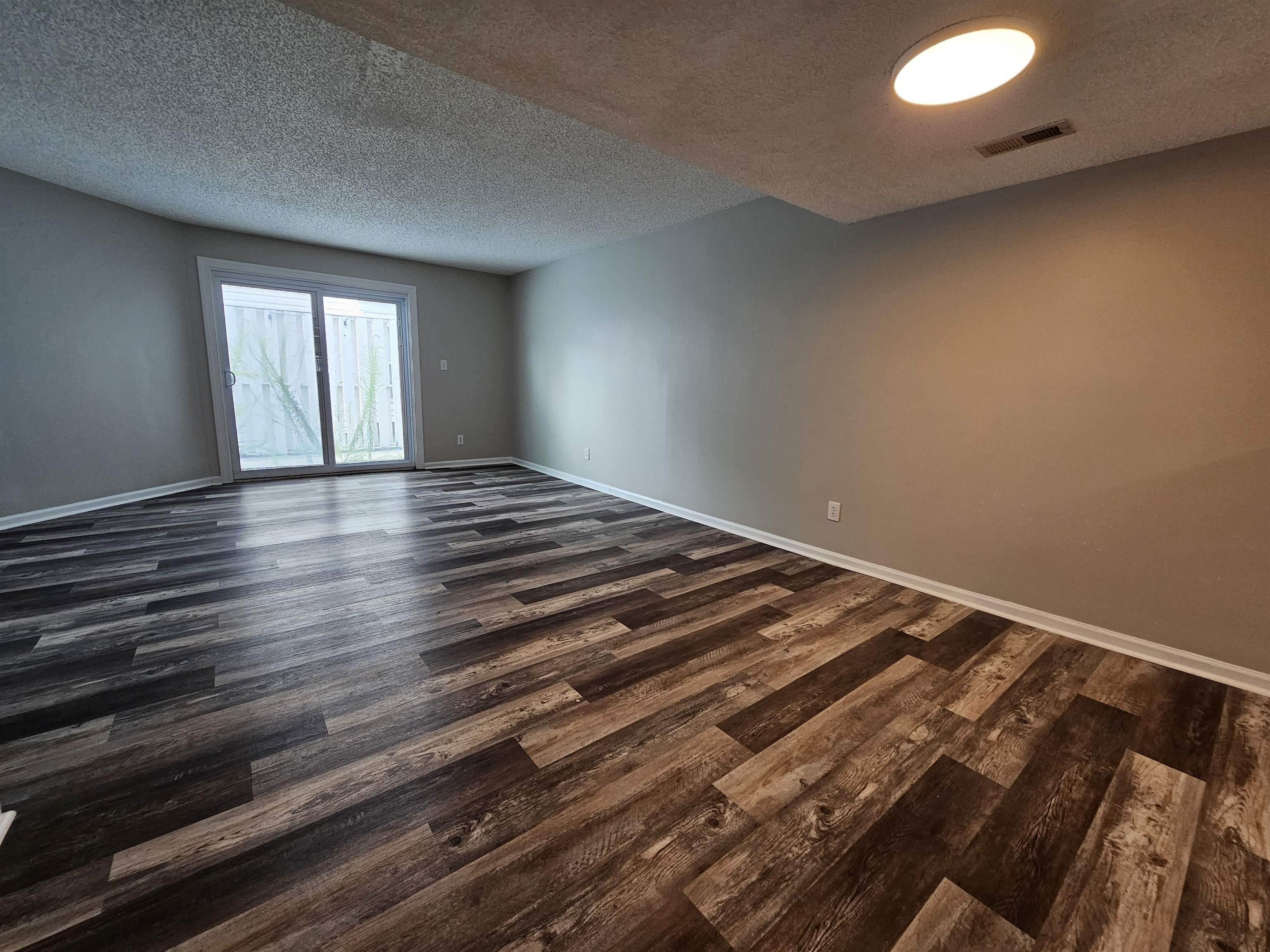6703 Jefferson Pl. Property Photo 10