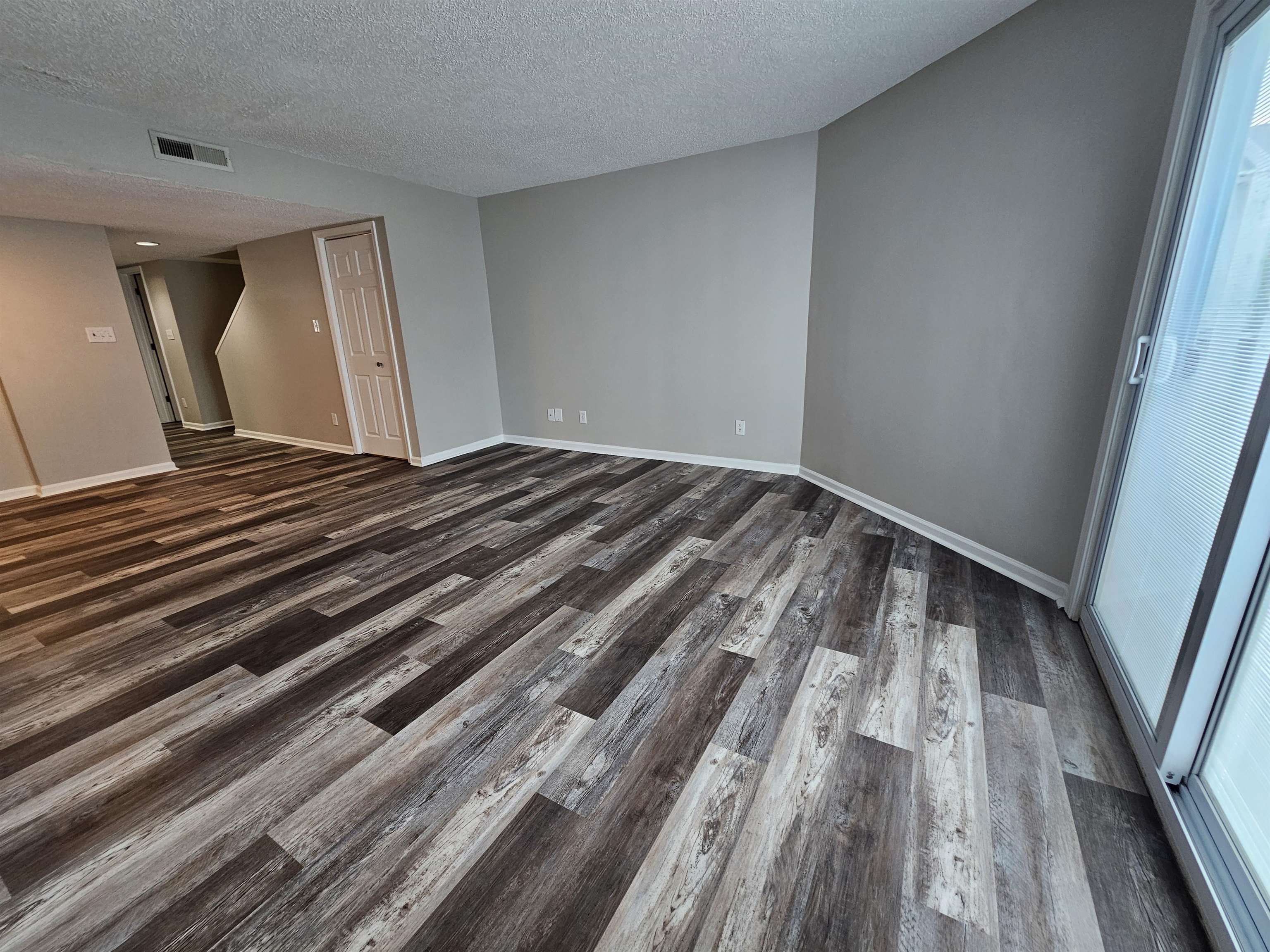6703 Jefferson Pl. Property Photo 12