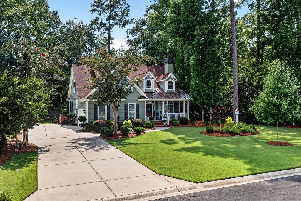 640 Whispering Pines Ct. Property Photo 4