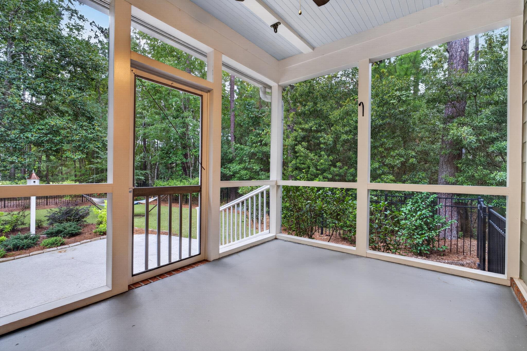 640 Whispering Pines Ct. Property Photo 29