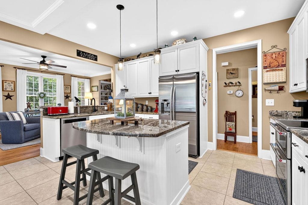 640 Whispering Pines Ct. Property Photo 31