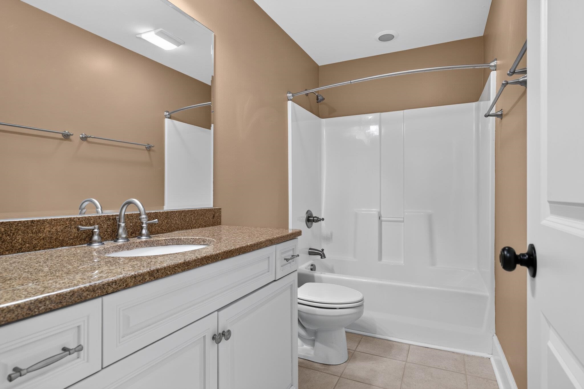 640 Whispering Pines Ct. Property Photo 33