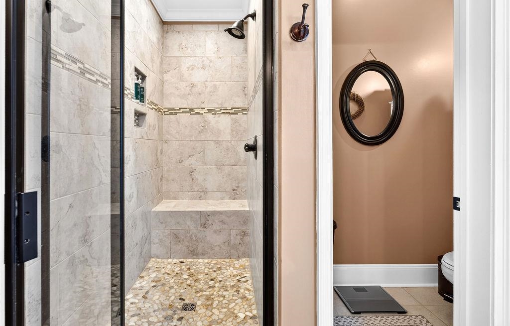 640 Whispering Pines Ct. Property Photo 44