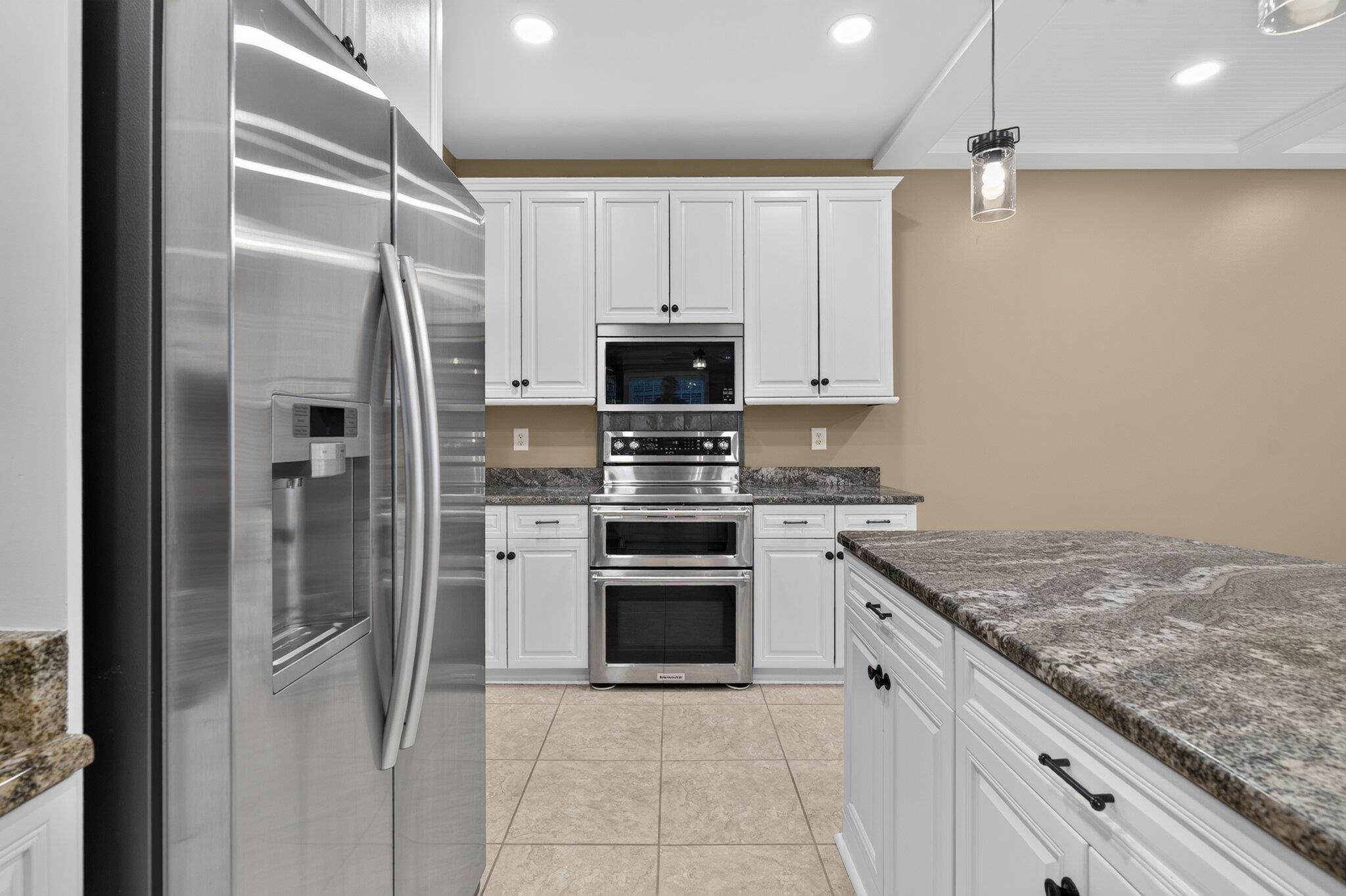 640 Whispering Pines Ct. Property Photo 53