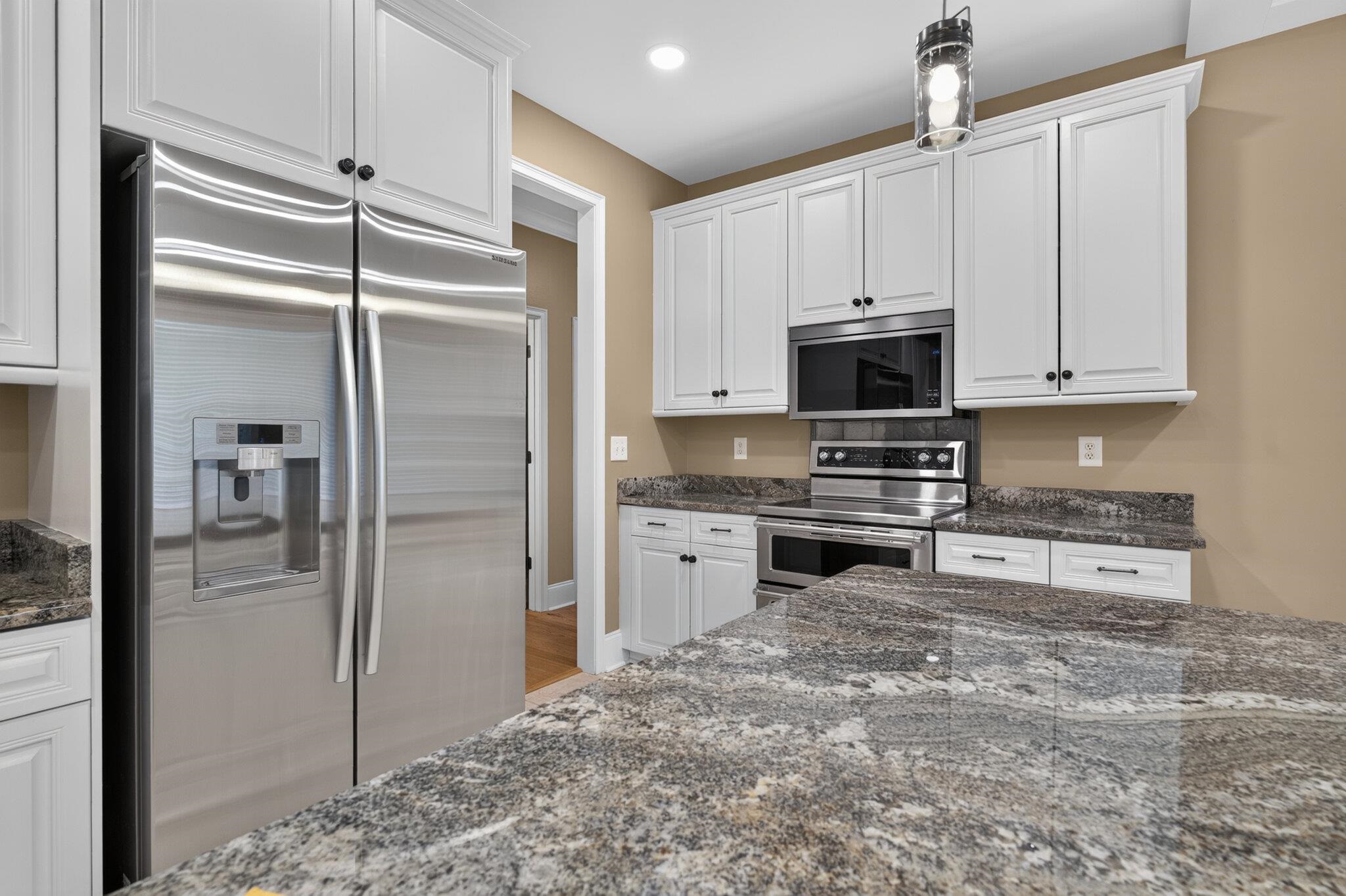 640 Whispering Pines Ct. Property Photo 54