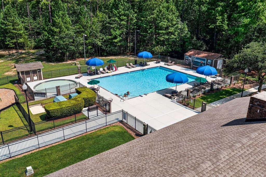 640 Whispering Pines Ct. Property Photo 68