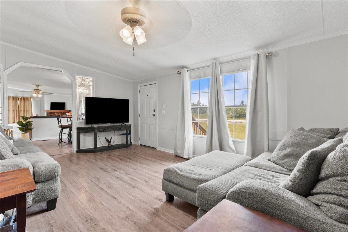 10026 Hardwick Rd. Property Photo 6