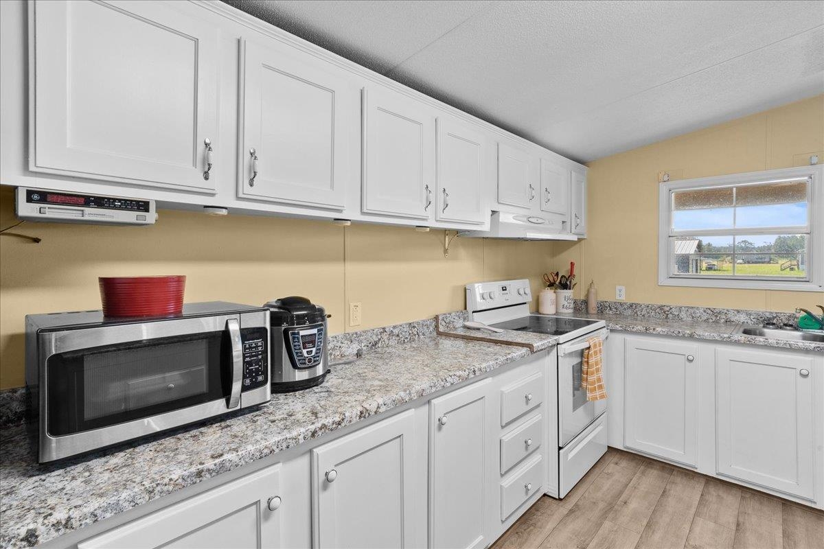 10026 Hardwick Rd. Property Photo 15