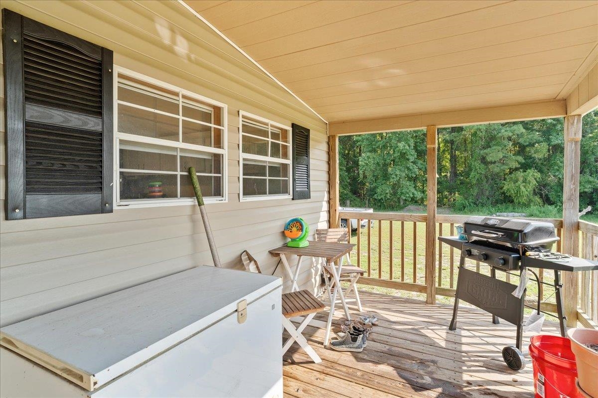 10026 Hardwick Rd. Property Photo 32