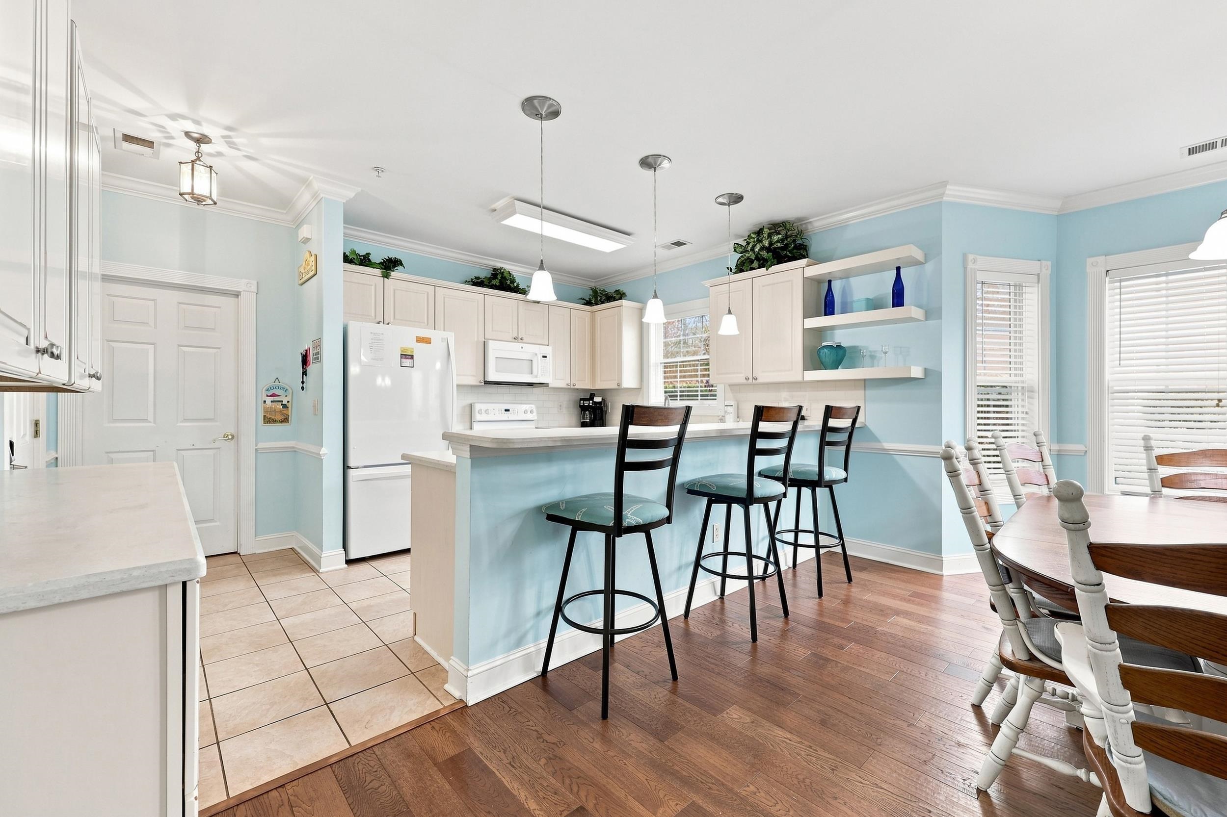 4891 Luster Leaf Circle Property Photo 7