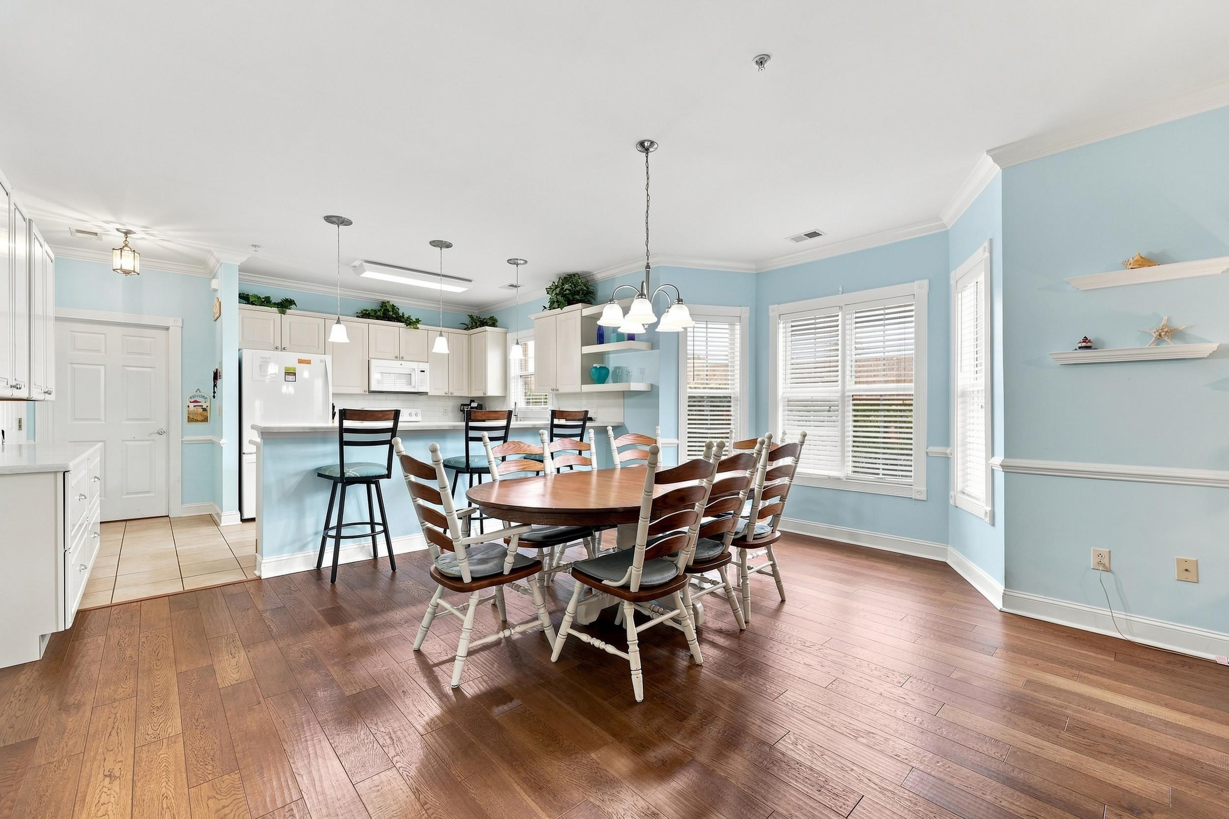 4891 Luster Leaf Circle Property Photo 9