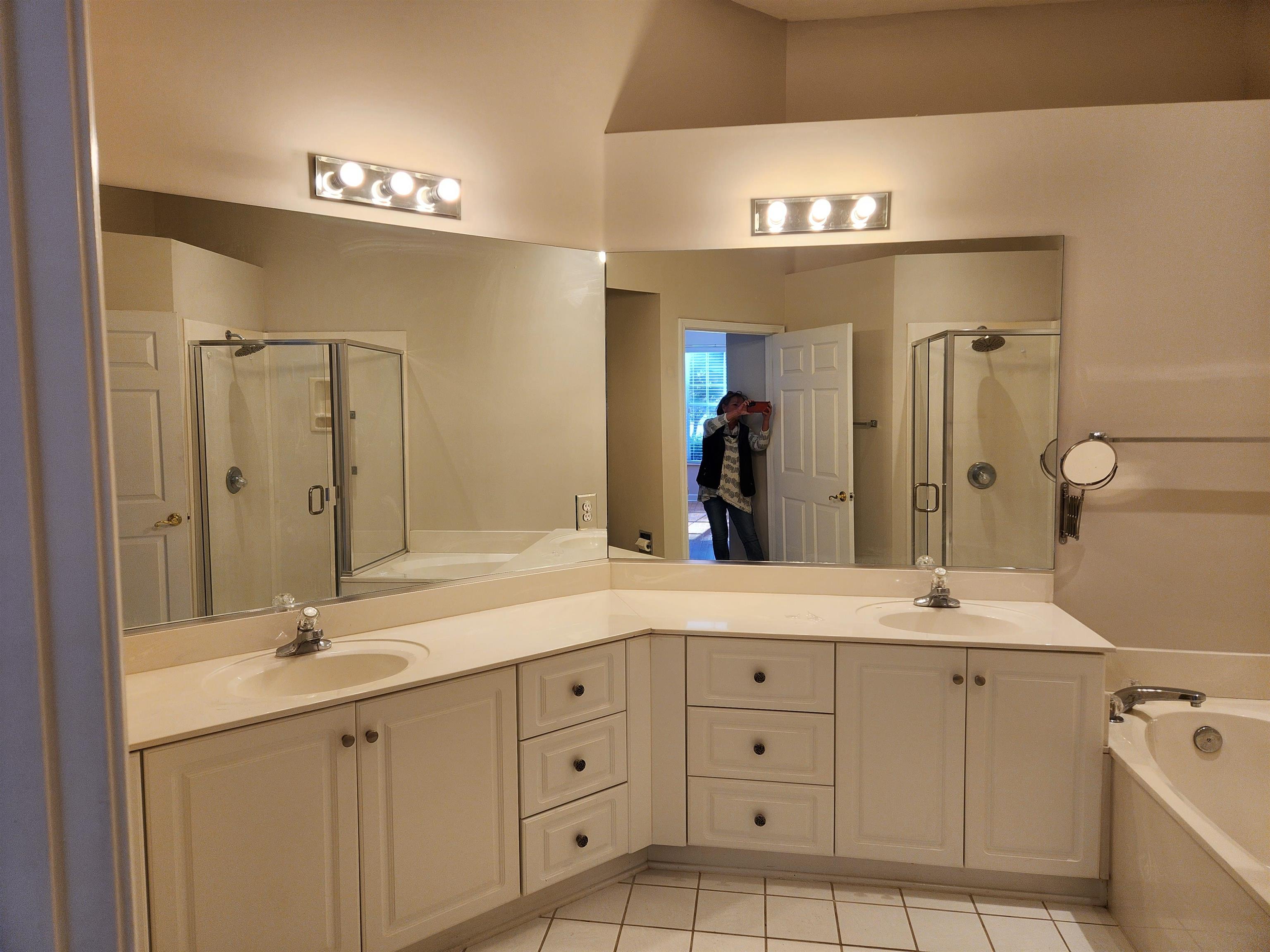 9398 Pinckney Ln. Property Photo 9
