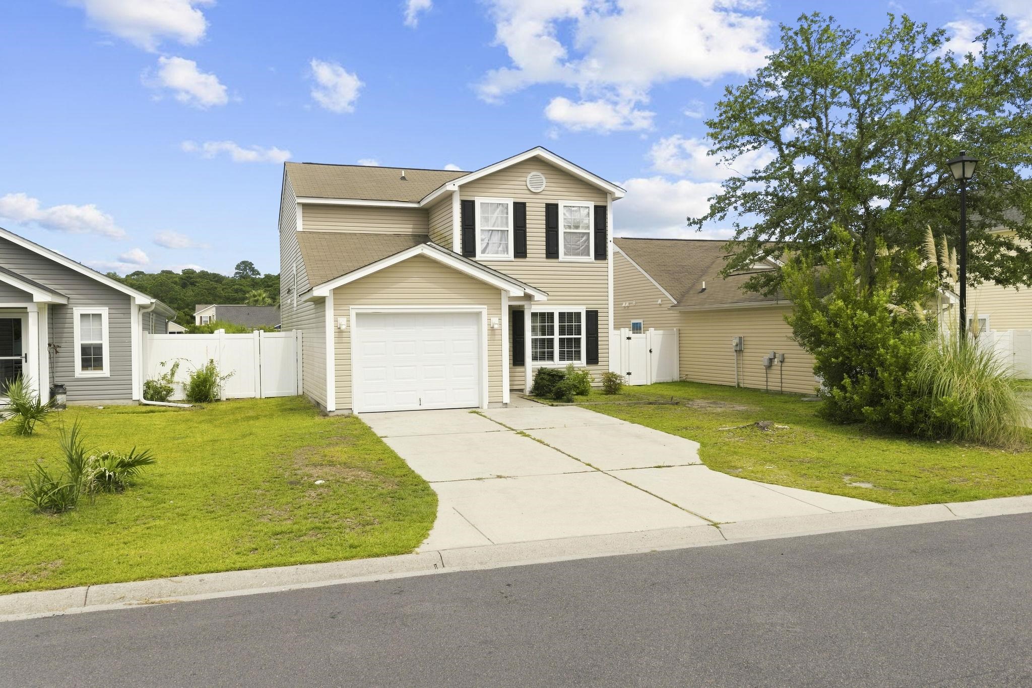 3030 Hollybrooke Dr. Property Photo 1