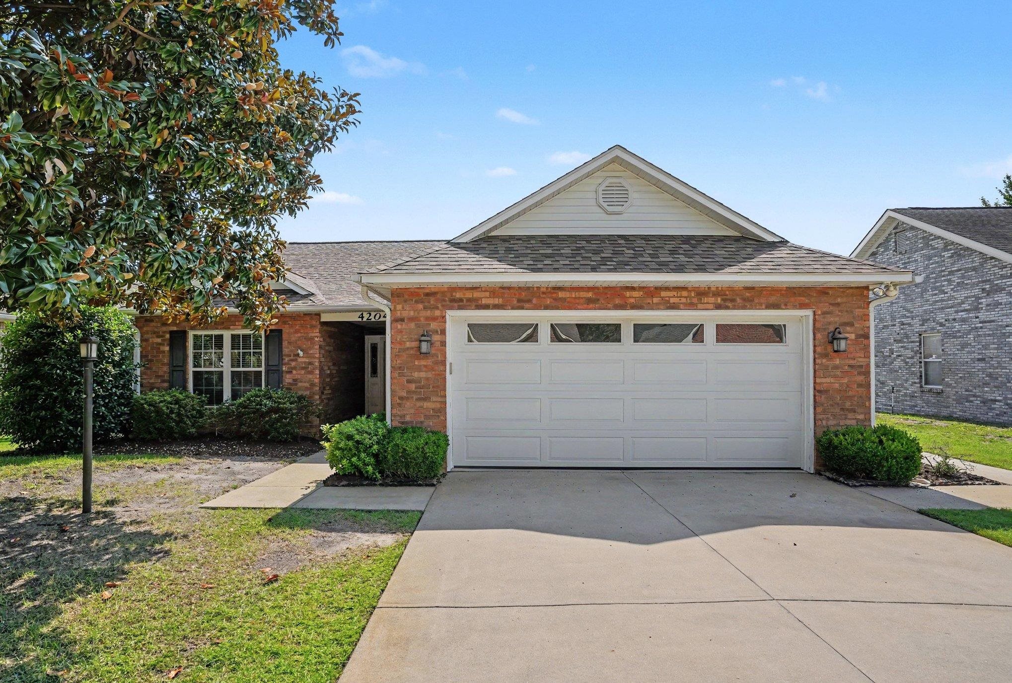 4204 Ravenwood Dr. Property Photo 1