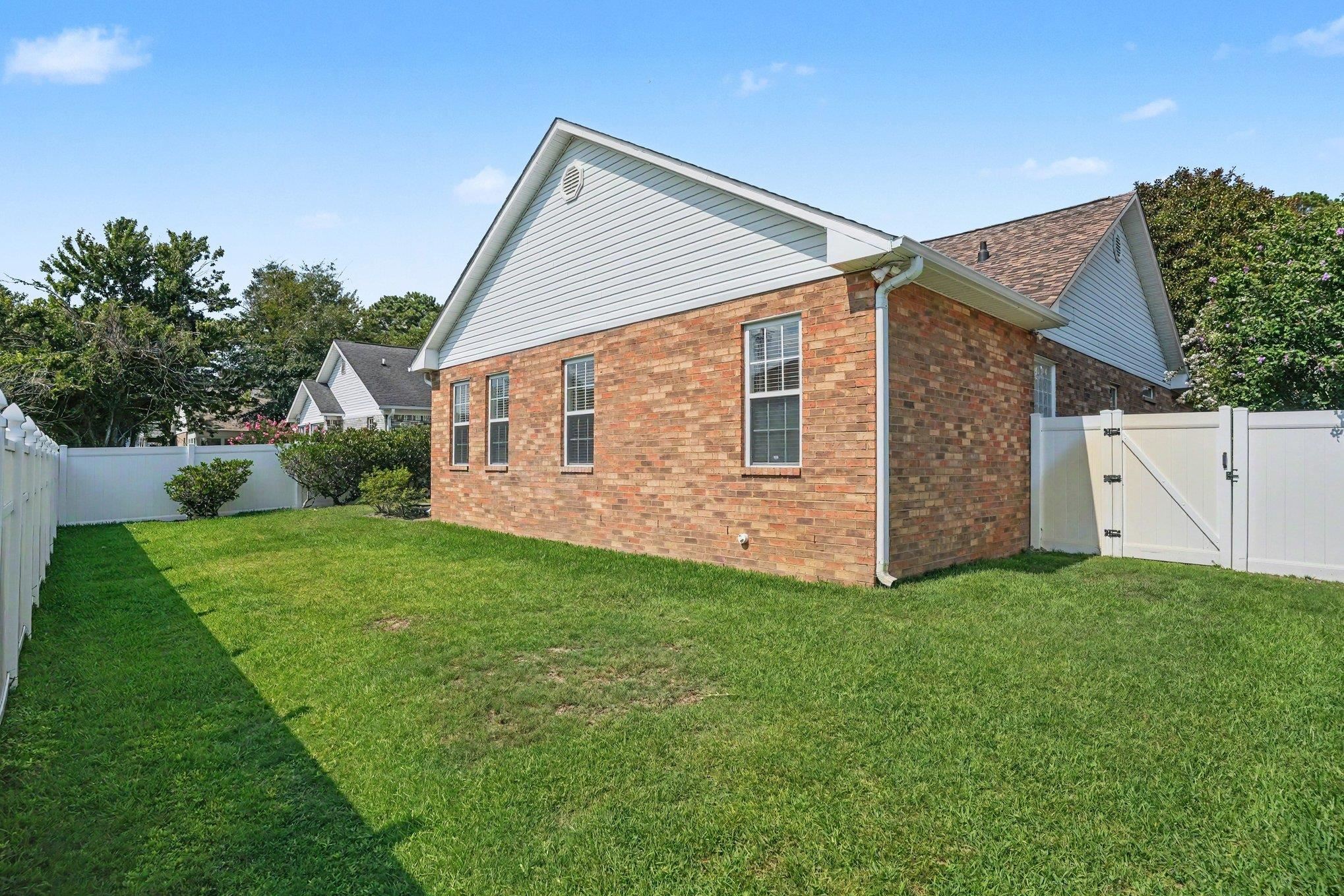 4204 Ravenwood Dr. Property Photo 35