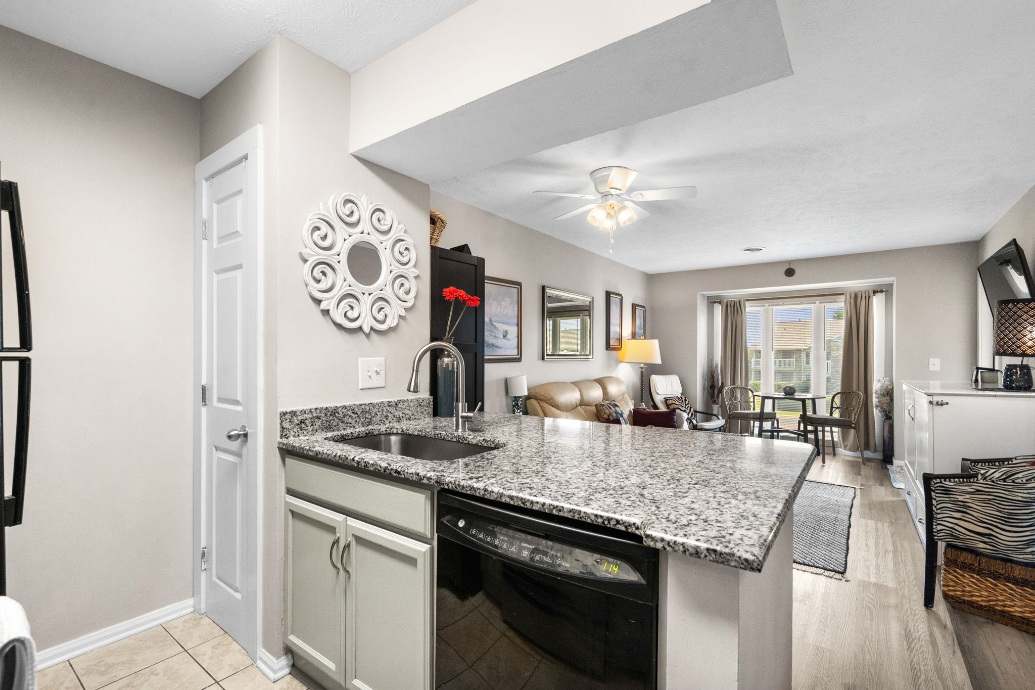 4709 Cobblestone Dr. Property Photo 17