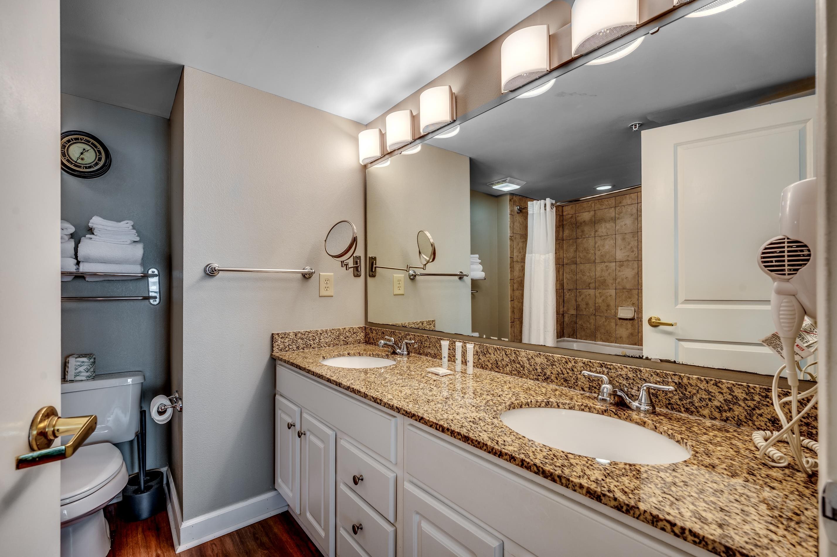 5300 N Ocean Blvd. Property Photo 14