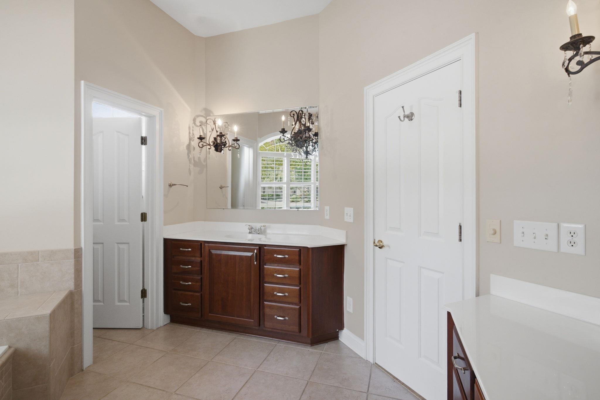 5304 Pheasant Dr. Property Photo 16