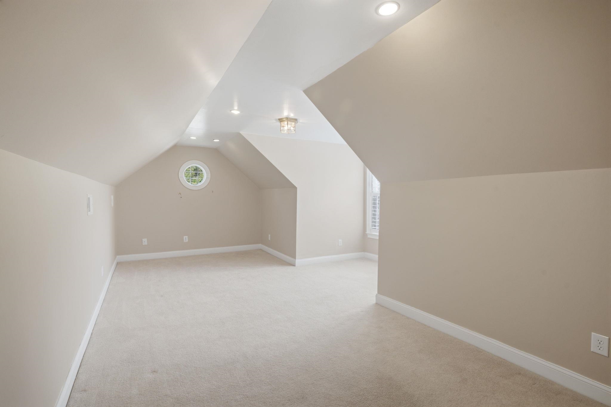 5304 Pheasant Dr. Property Photo 29