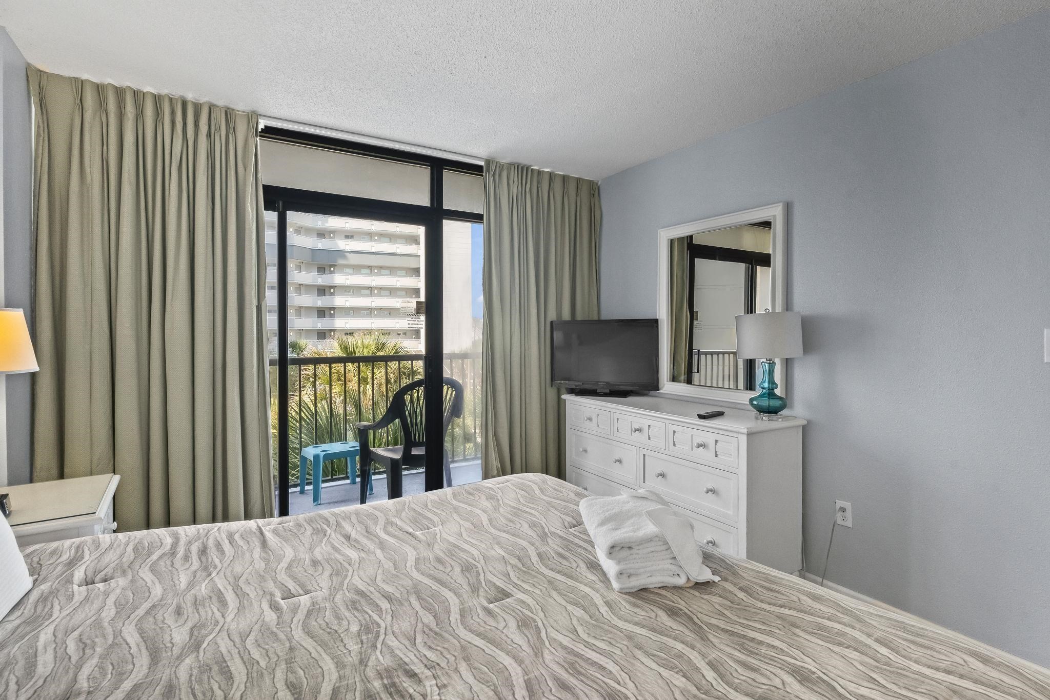 5308 N Ocean Blvd. Property Photo 8