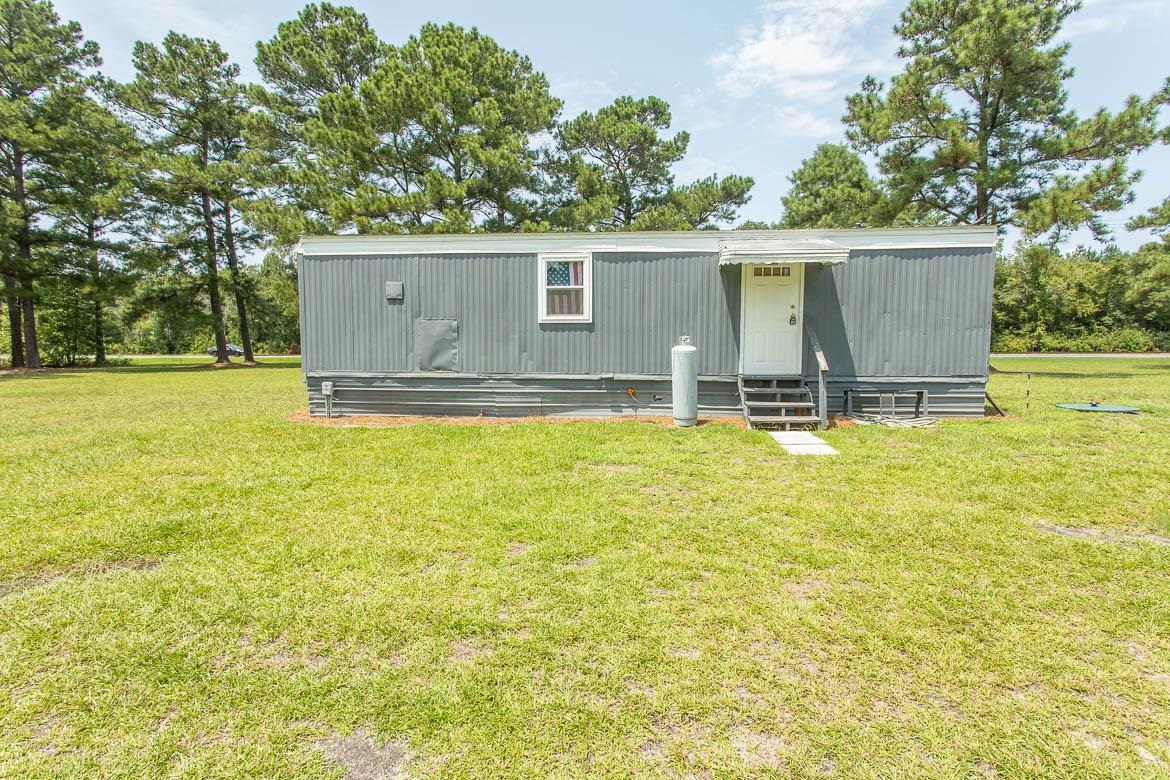 1569 Highway 701 South Property Photo 8