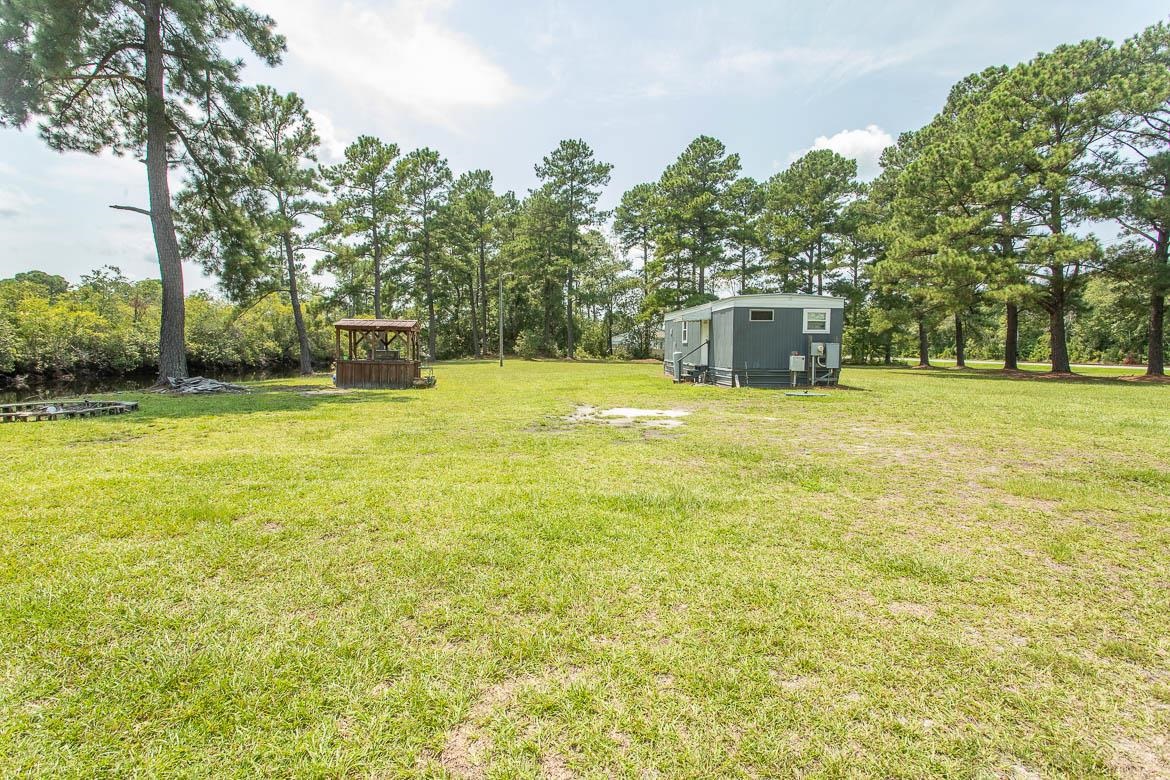 1569 Highway 701 South Property Photo 11