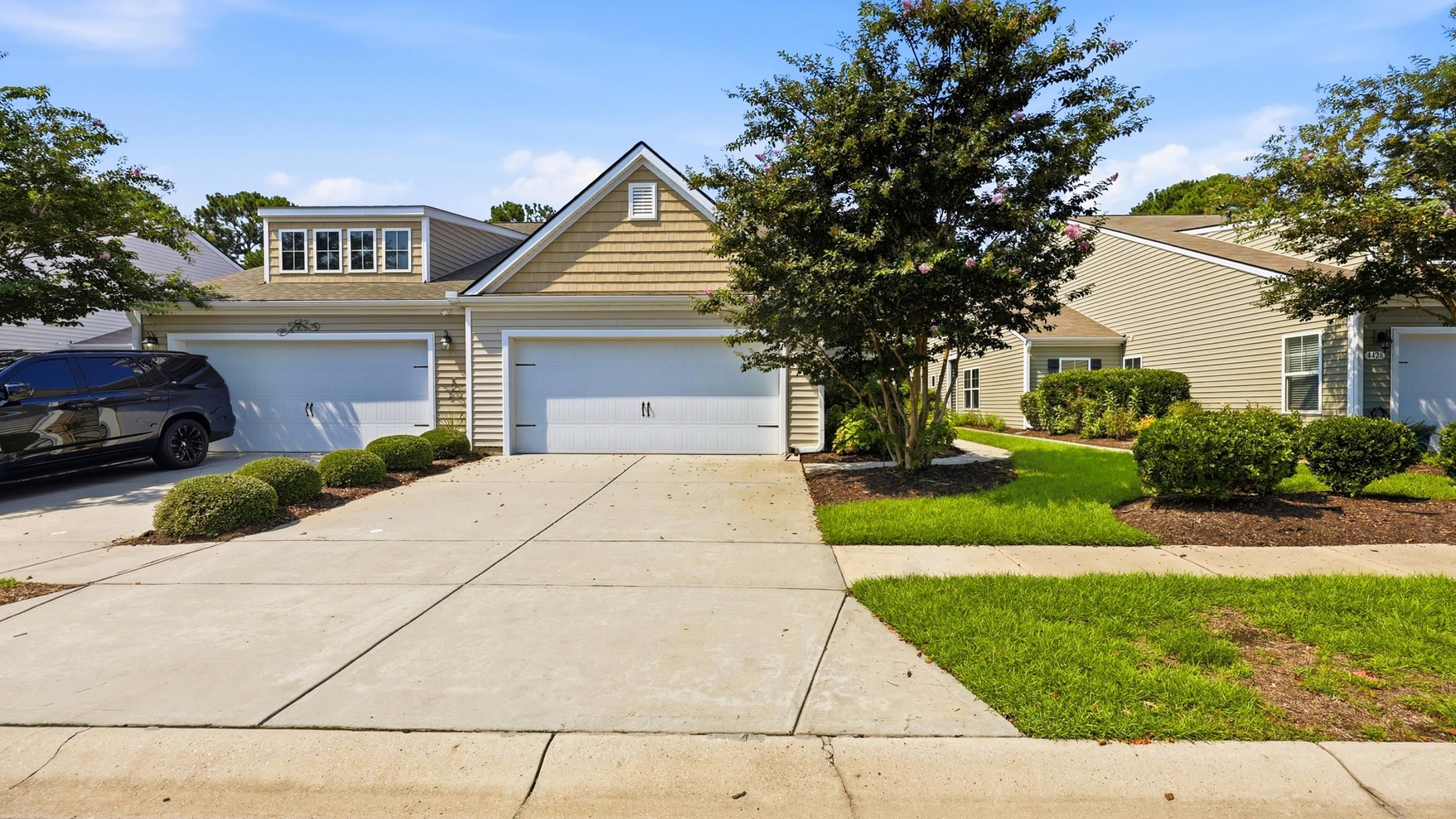 4432 Livorn Loop Property Photo 1
