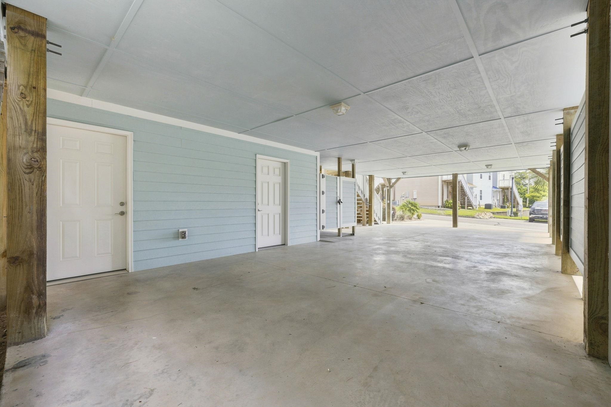 4333 Grande Harbour Blvd. Property Photo 22
