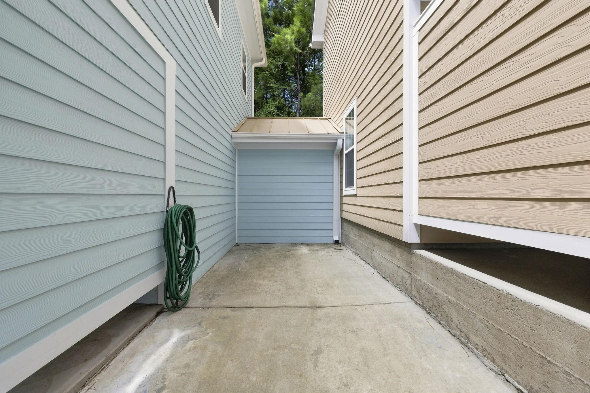 4333 Grande Harbour Blvd. Property Photo 27