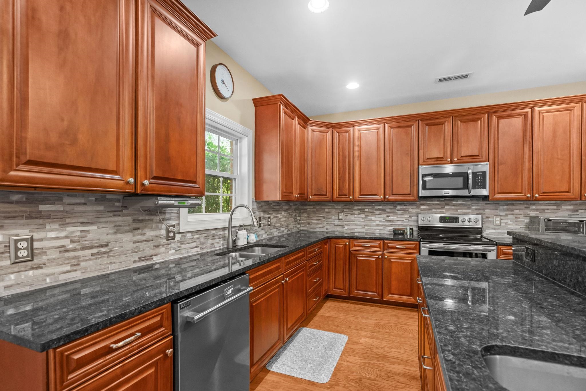 8501 Juxa Dr. Property Photo 17