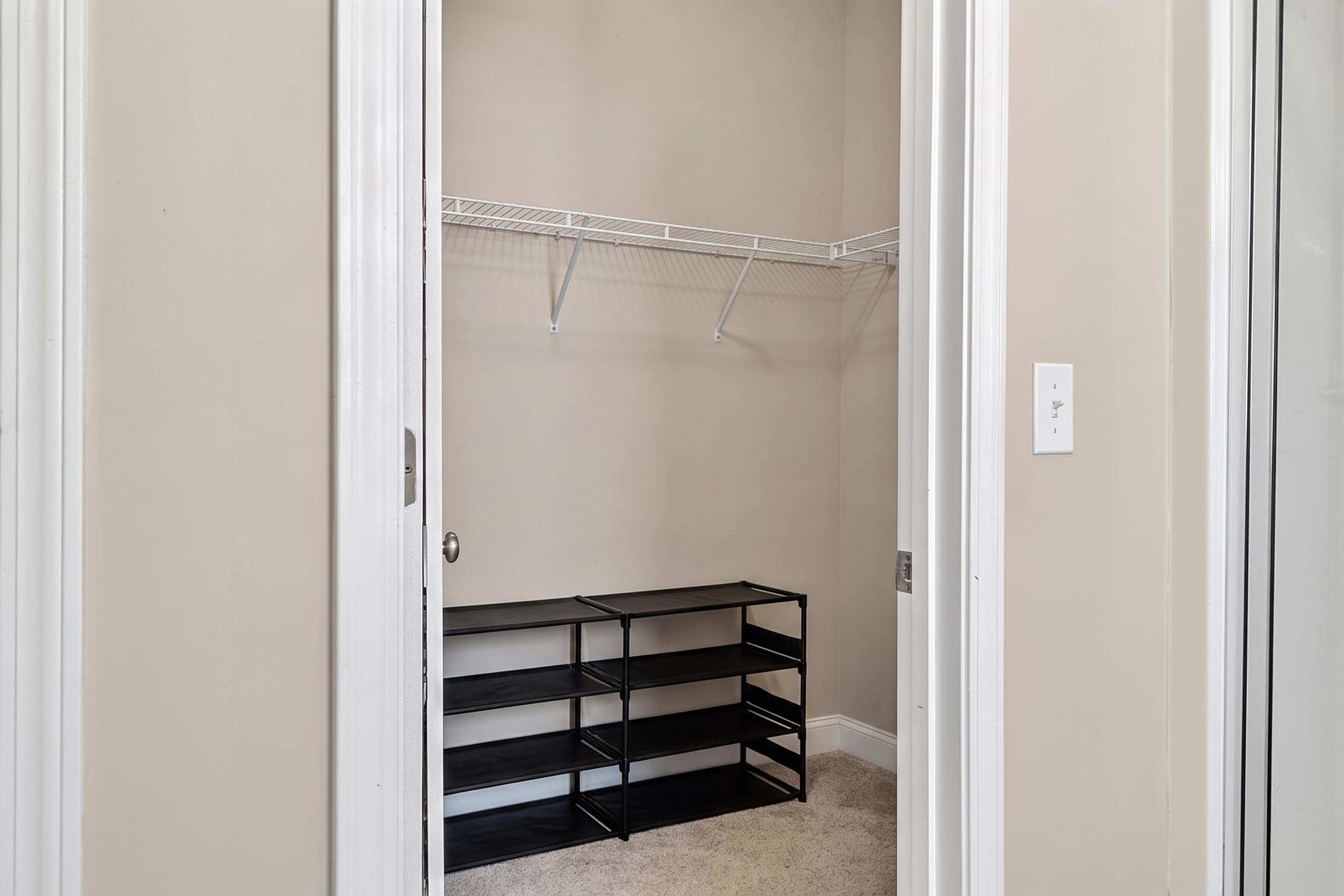 6200 Chadderton Circle Property Photo 44
